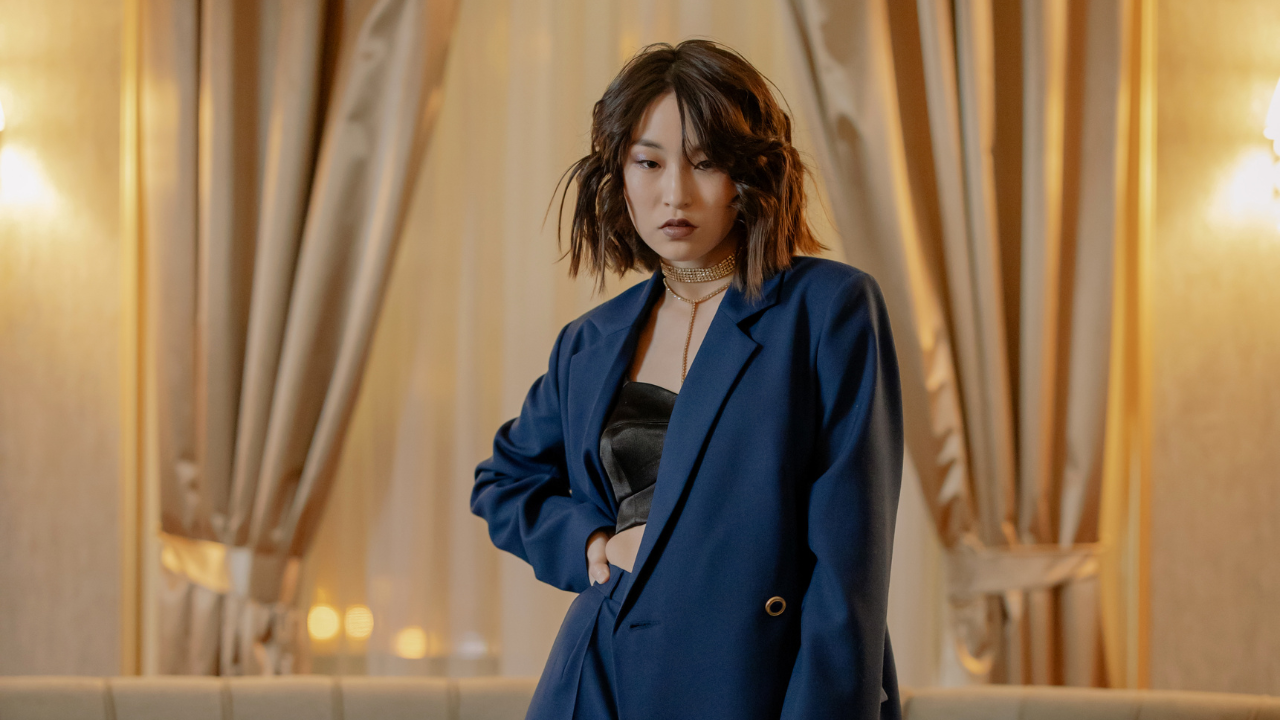 Why Korean Haircuts Feel So Different & Trendy