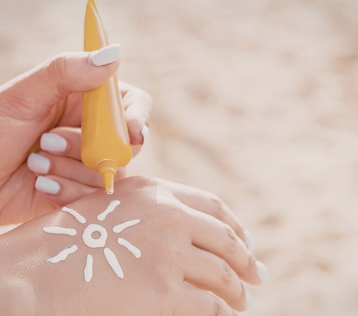 Image of Niacinamide Sunscreen: Why This Combination Belongs in Your Oily Skin Routine