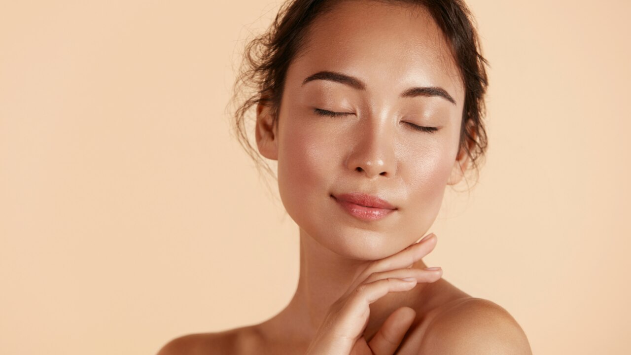 Helps Smooth Skin Texture