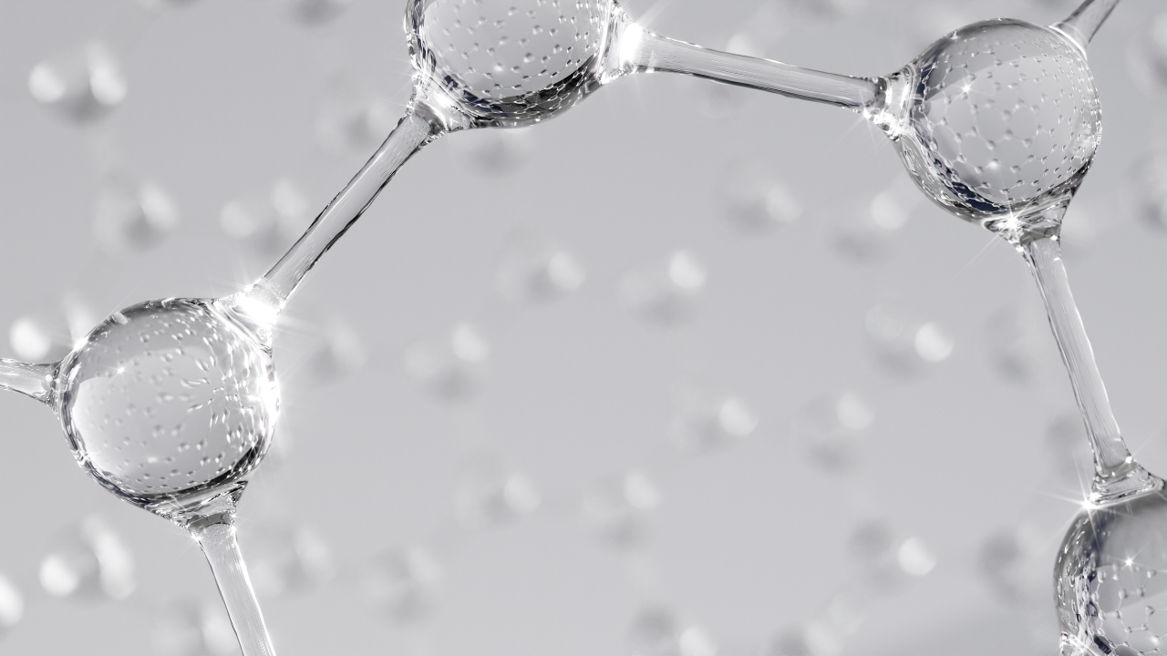 NIACINAMIDE FOR CONTROLING OIL WITHOUT STRIPPING SKIN