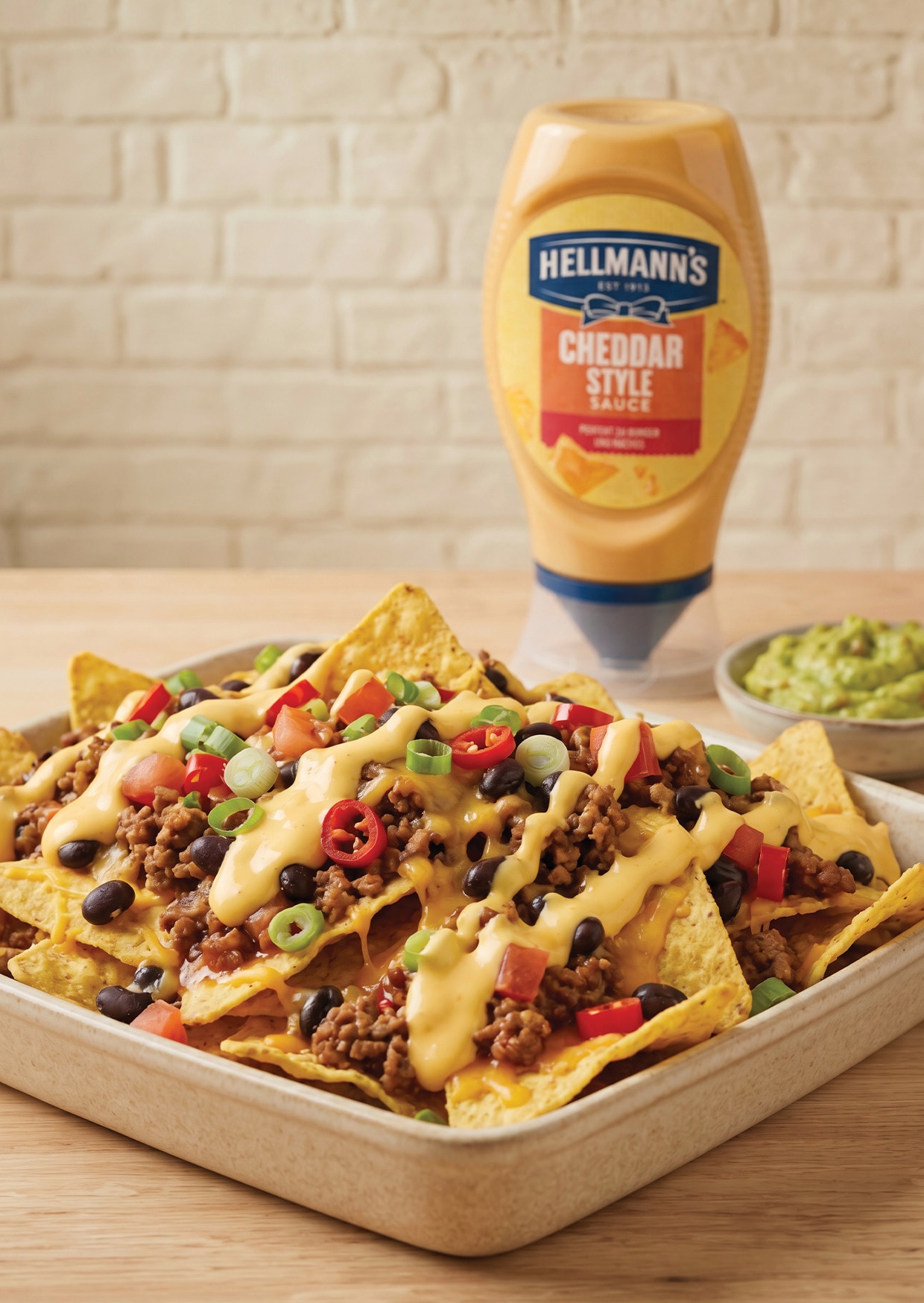 Loaded Nachos mit Hellmann’s Cheddar Style Sauce 25 Minutes  recipe