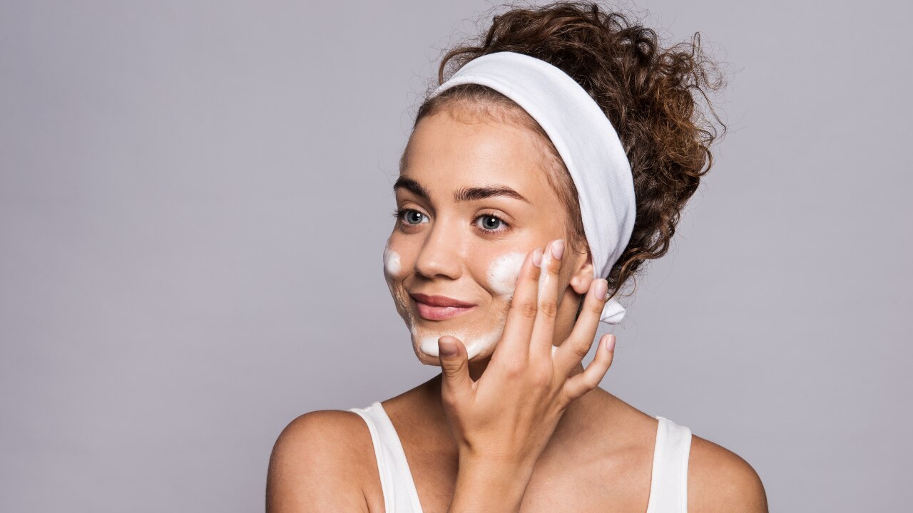WHY YOUR MONSOON SKIN CARE ROUTINE NEEDS A SEASONAL SWITCH