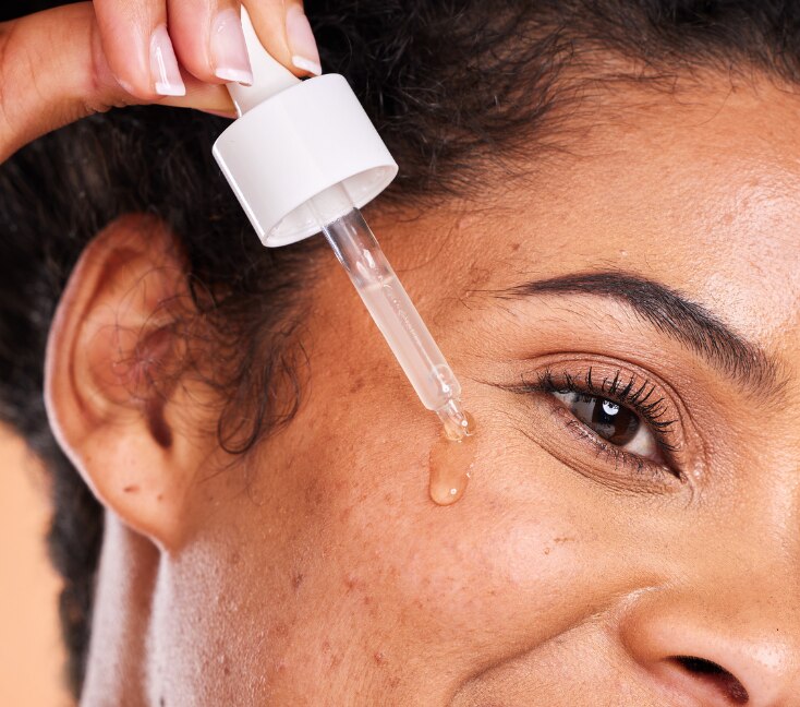 Image of Salicylic Acid for Blackheads: Benefits, How to Use It & Best Products to Try