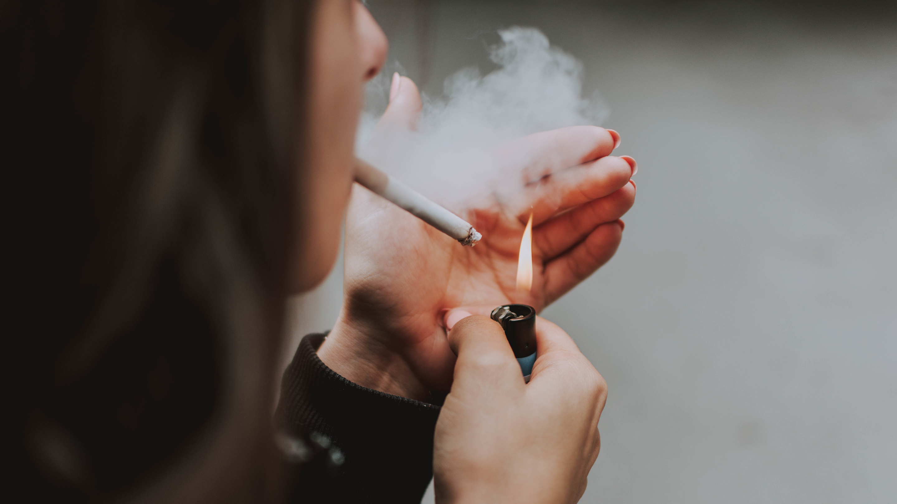 Smoking and vaping