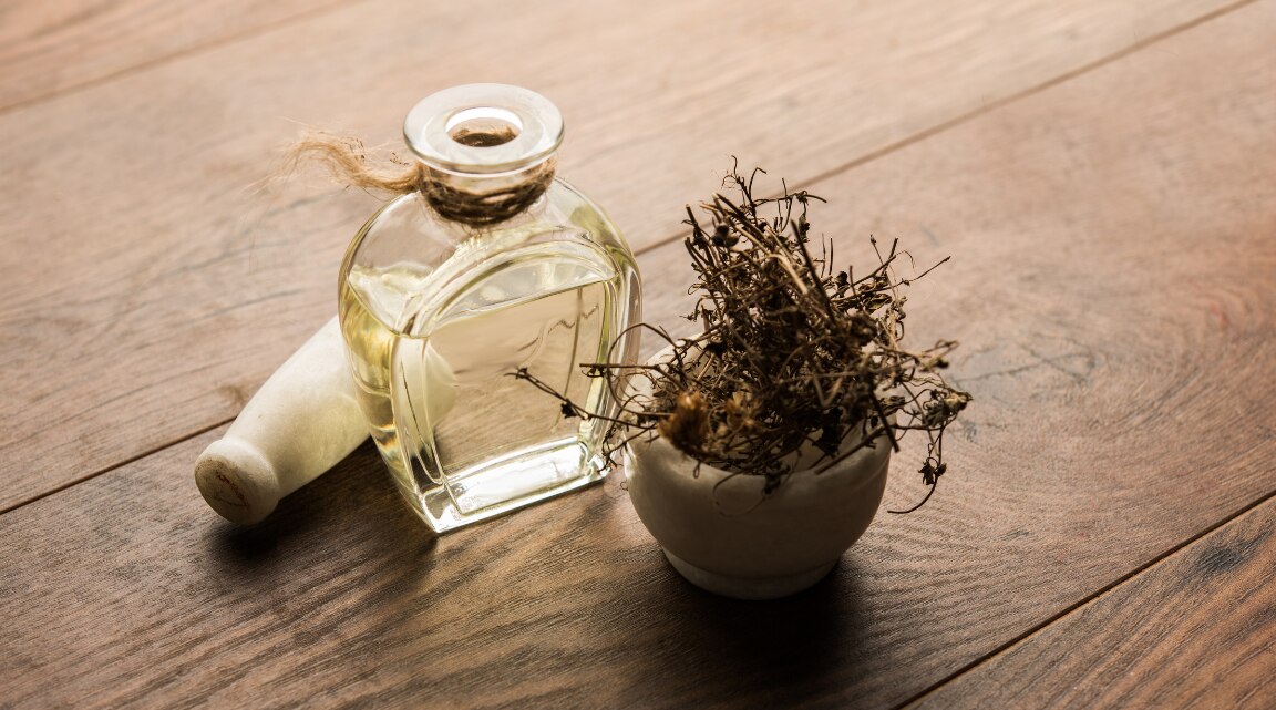 Bhringraj Oil for Hair Growth Benefits and How to Use It