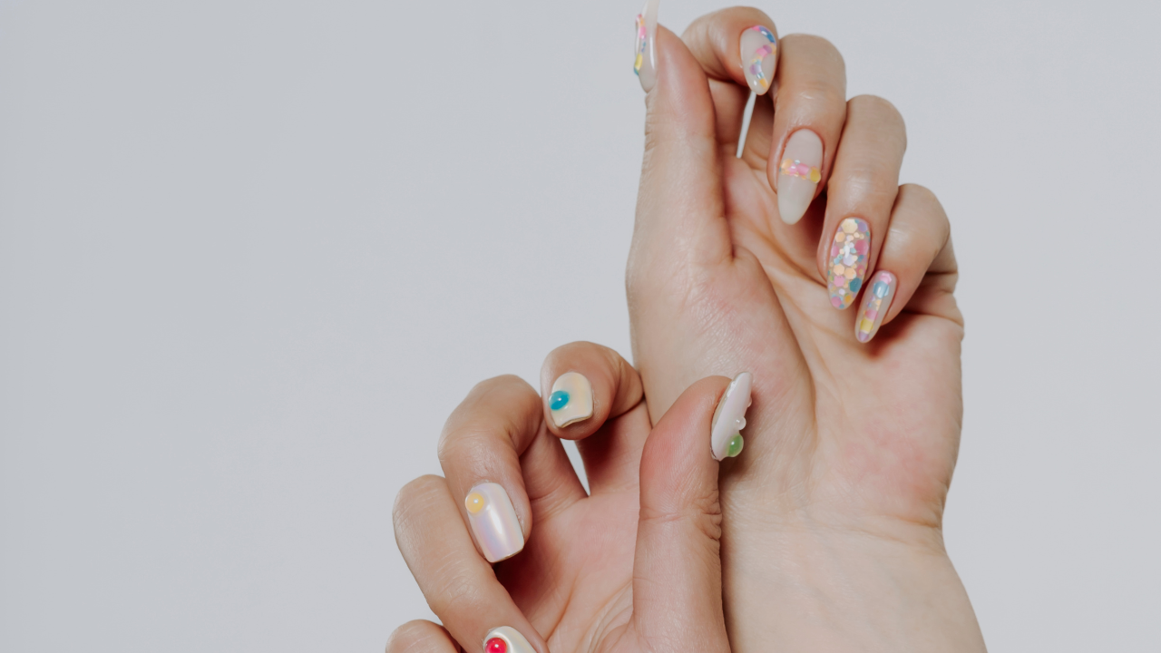 How To Choose the Right Chrome Nail Design