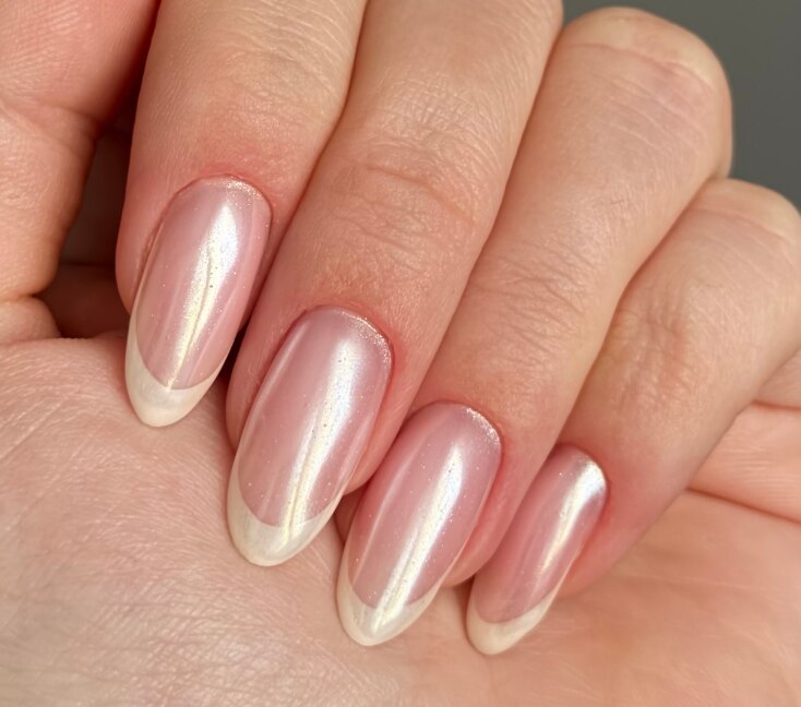 Image of 20+ Chrome Nail Designs: The Trendy Nail Art Looks Everyone Wants to Try