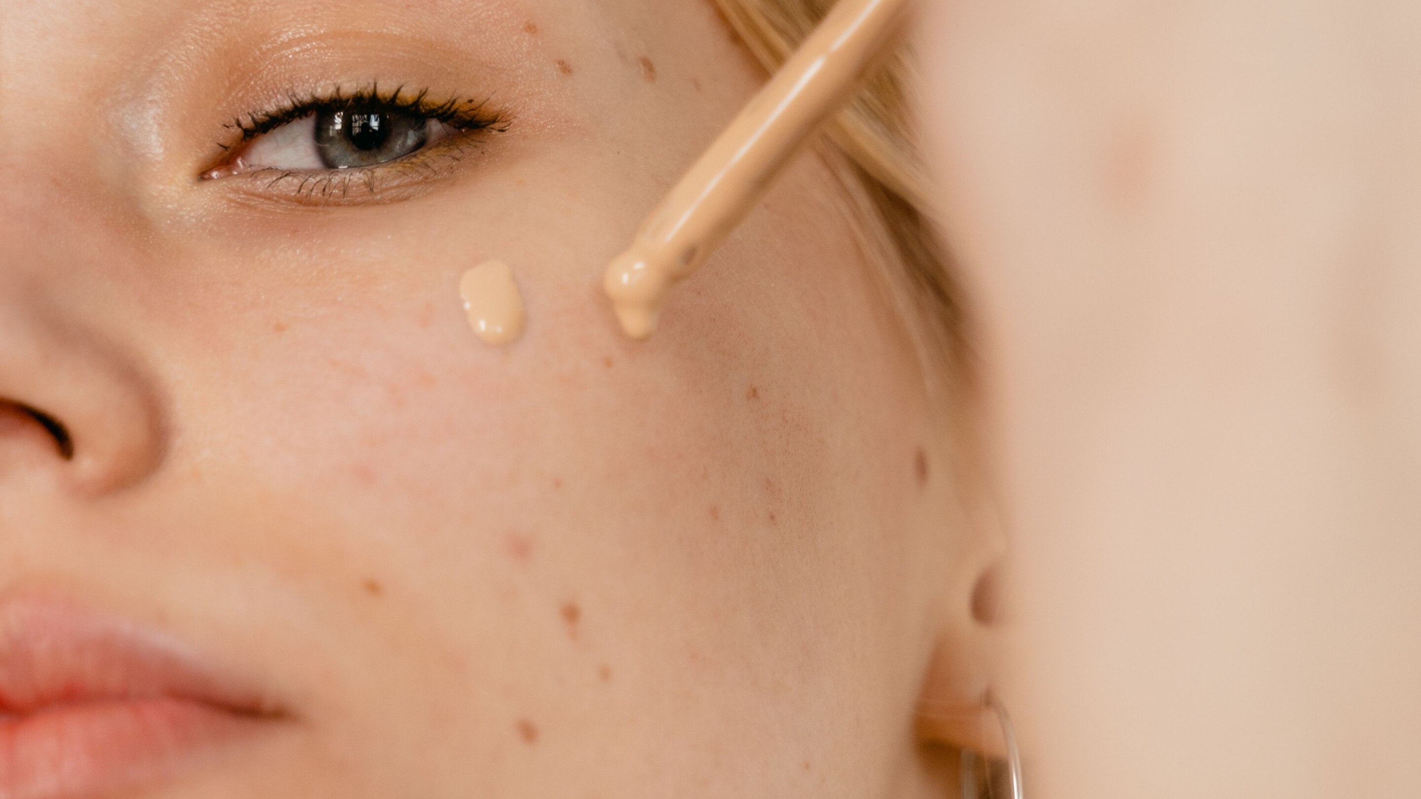 Choose non-comedogenic skincare and cosmetics