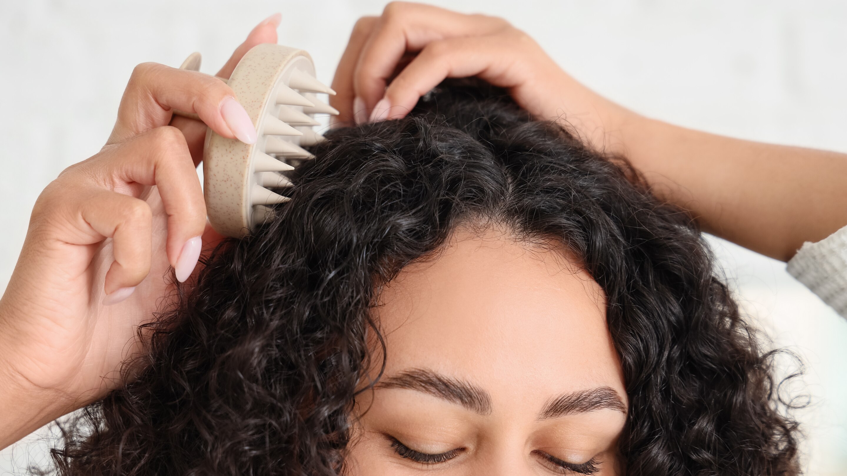 How to Exfoliate Scalp Naturally