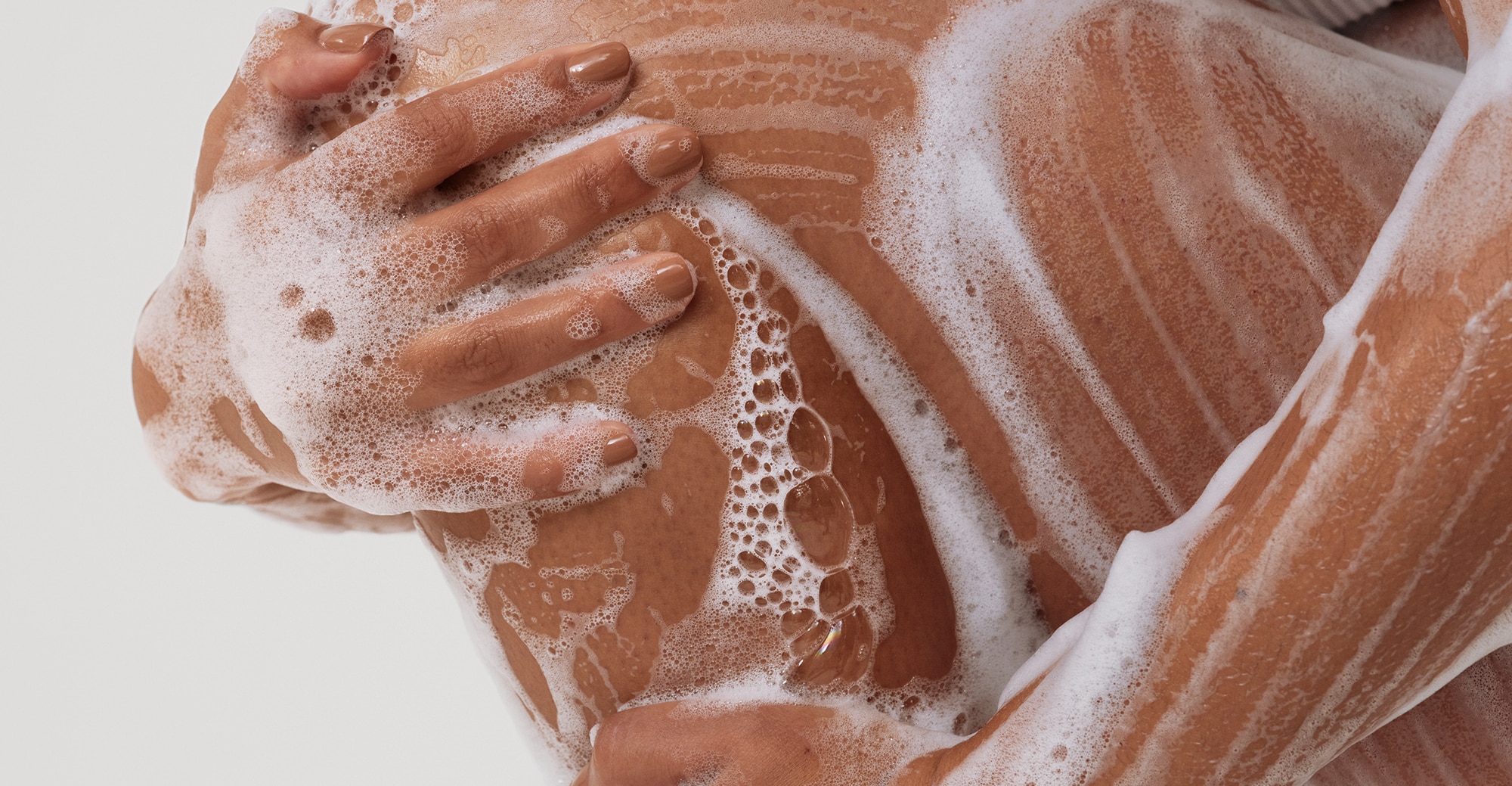 Dry, Itchy Skin on Legs: Causes, Prevention & Treatment