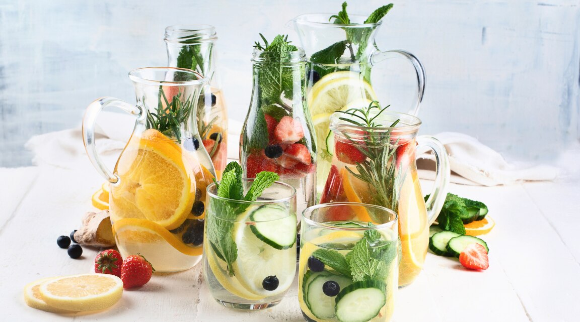 10 Detox Water Recipes with Benefits and Ingredients