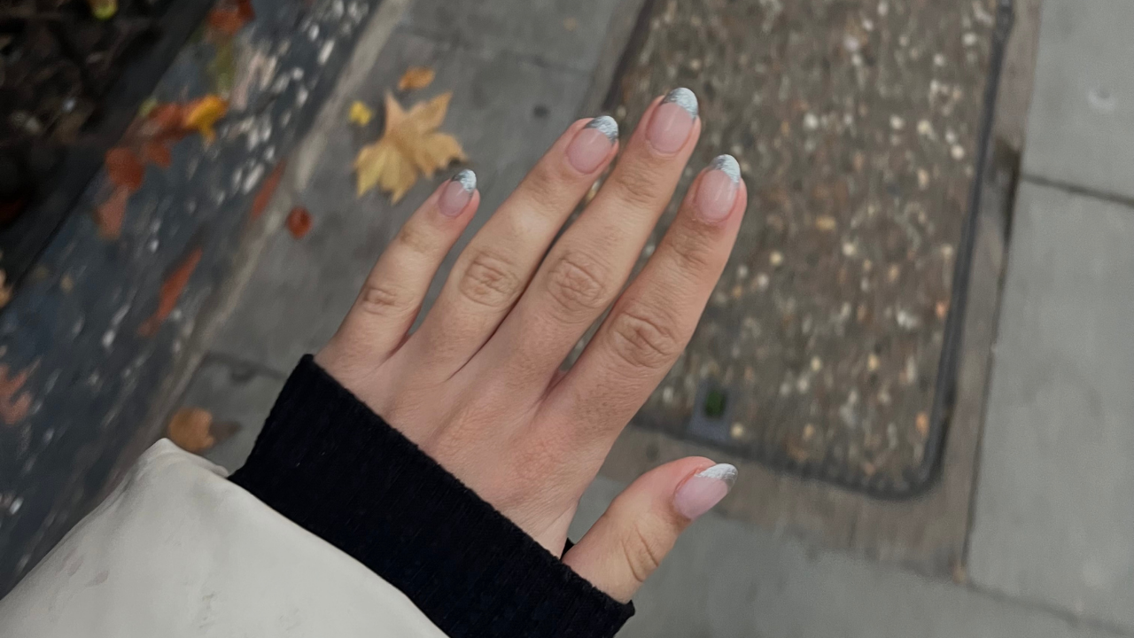 13. Chrome French Tips