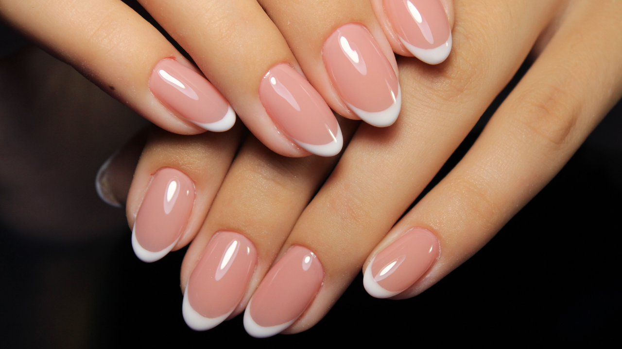Round Nails