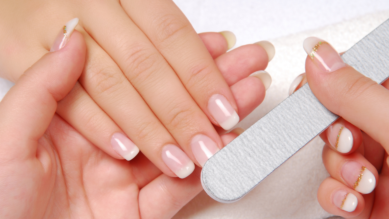 Wide Nail Beds