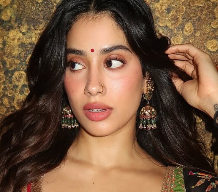 Image of 7 Simple Makeup Looks: Step-by-Step Ideas for Every Occasion