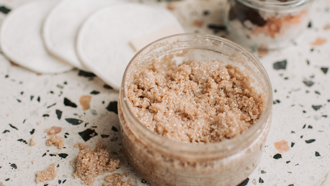 What Is a Face Scrub?
