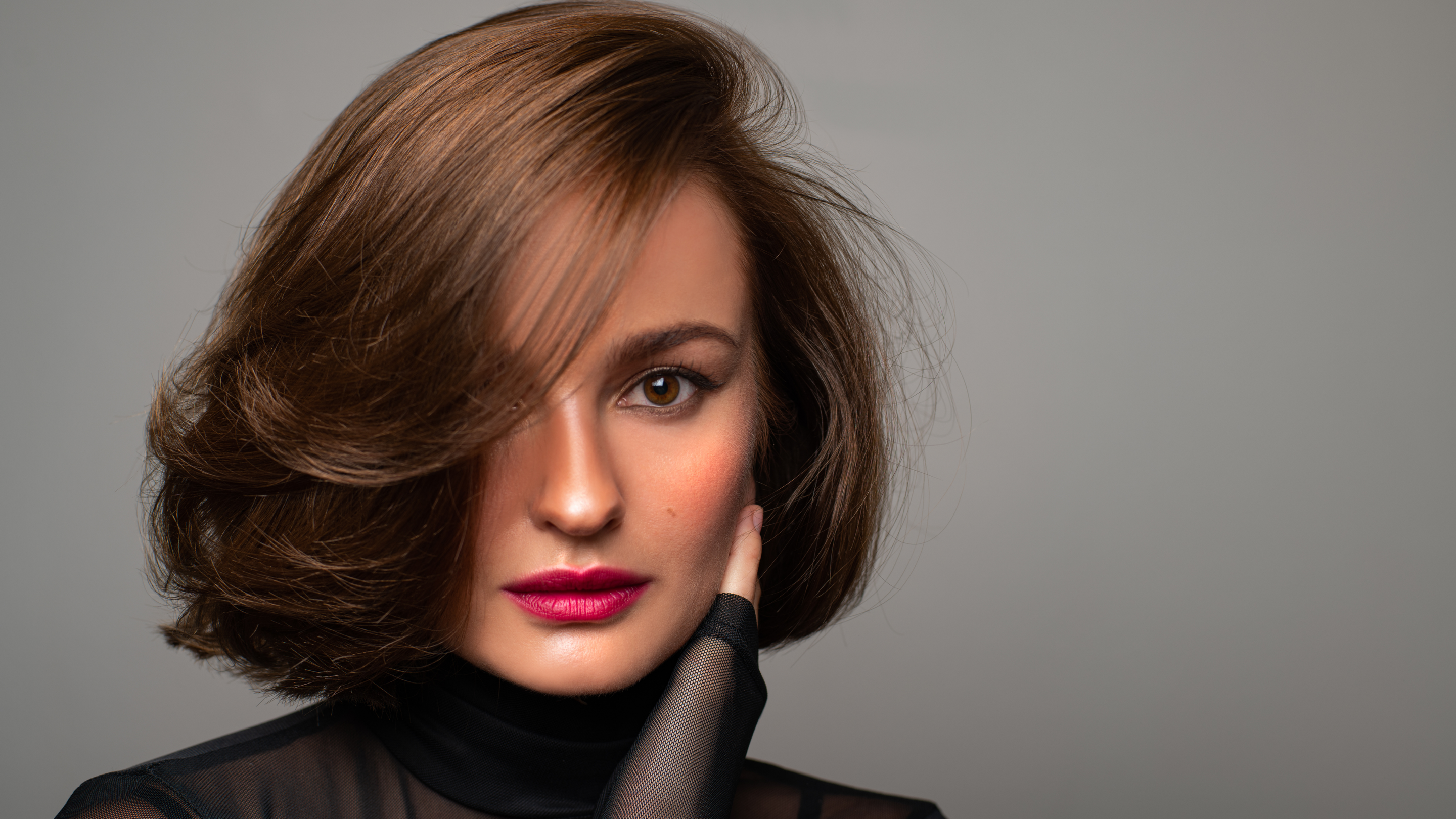 15. Short Step Cut with Voluminous Crown