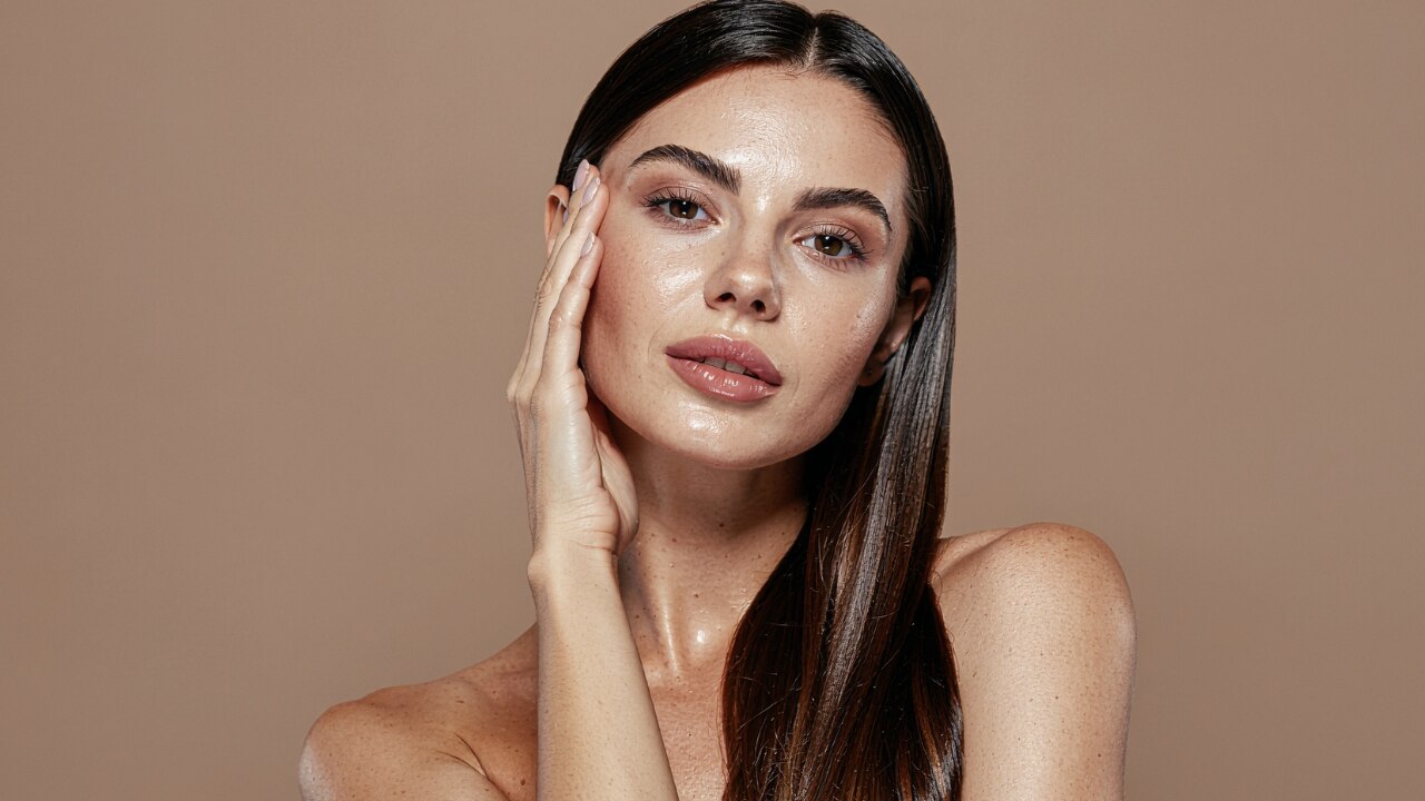 Natural / skin-like