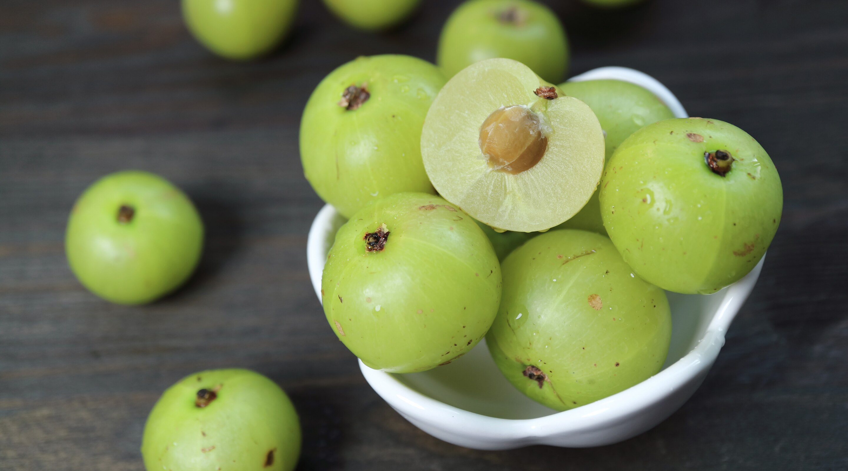 Benefits of Eating Amla Daily for Overall Health