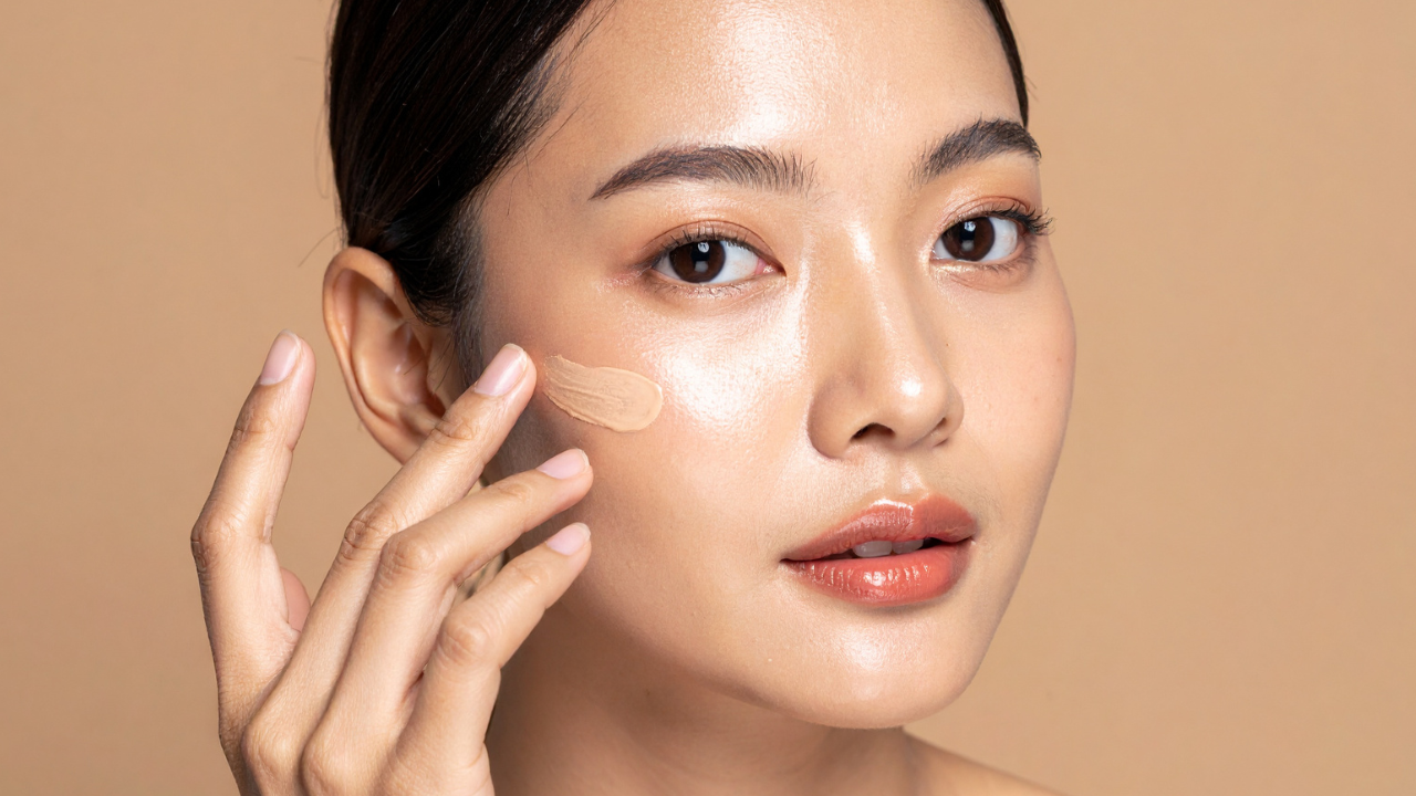 Why Choose a Skin Tint for Everyday Makeup?