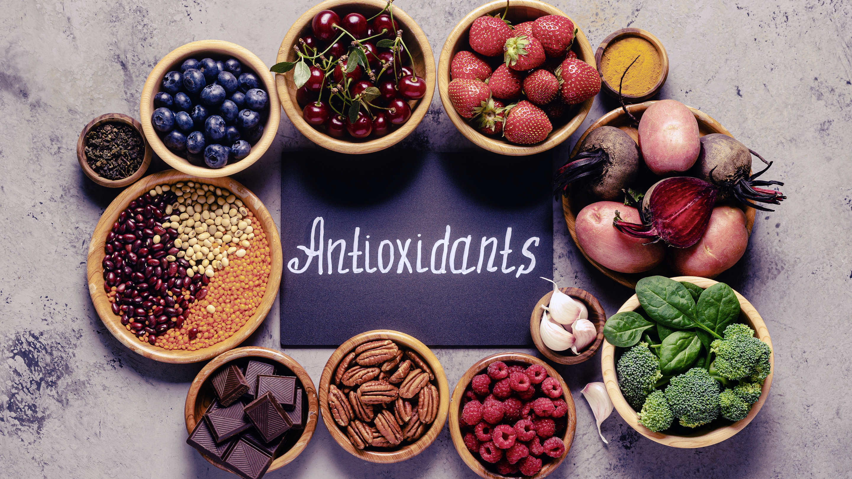 What Are Antioxidants and Why Are They Important for Skin?