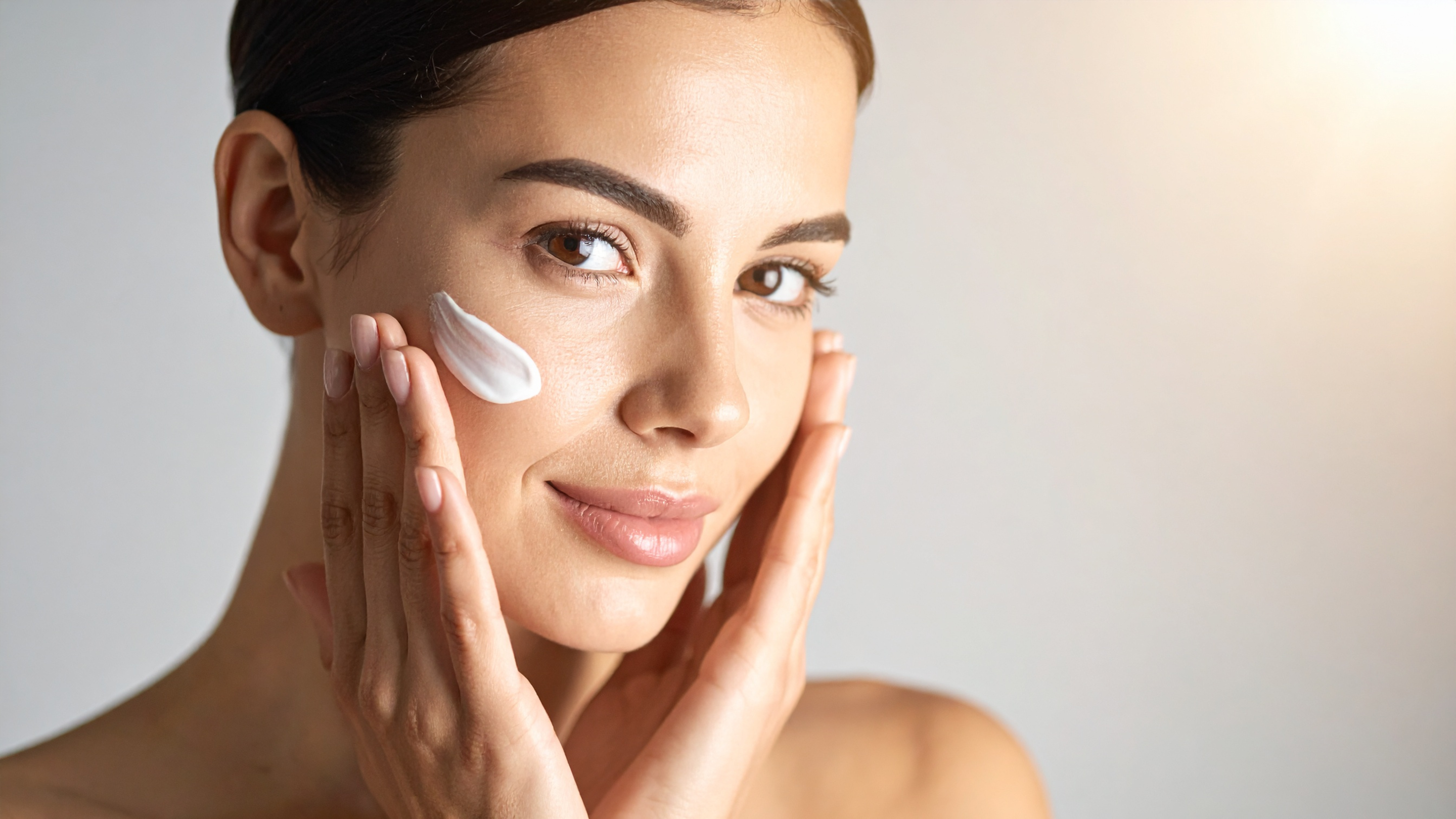 Step 4: Hydrate with a Lightweight Moisturizer