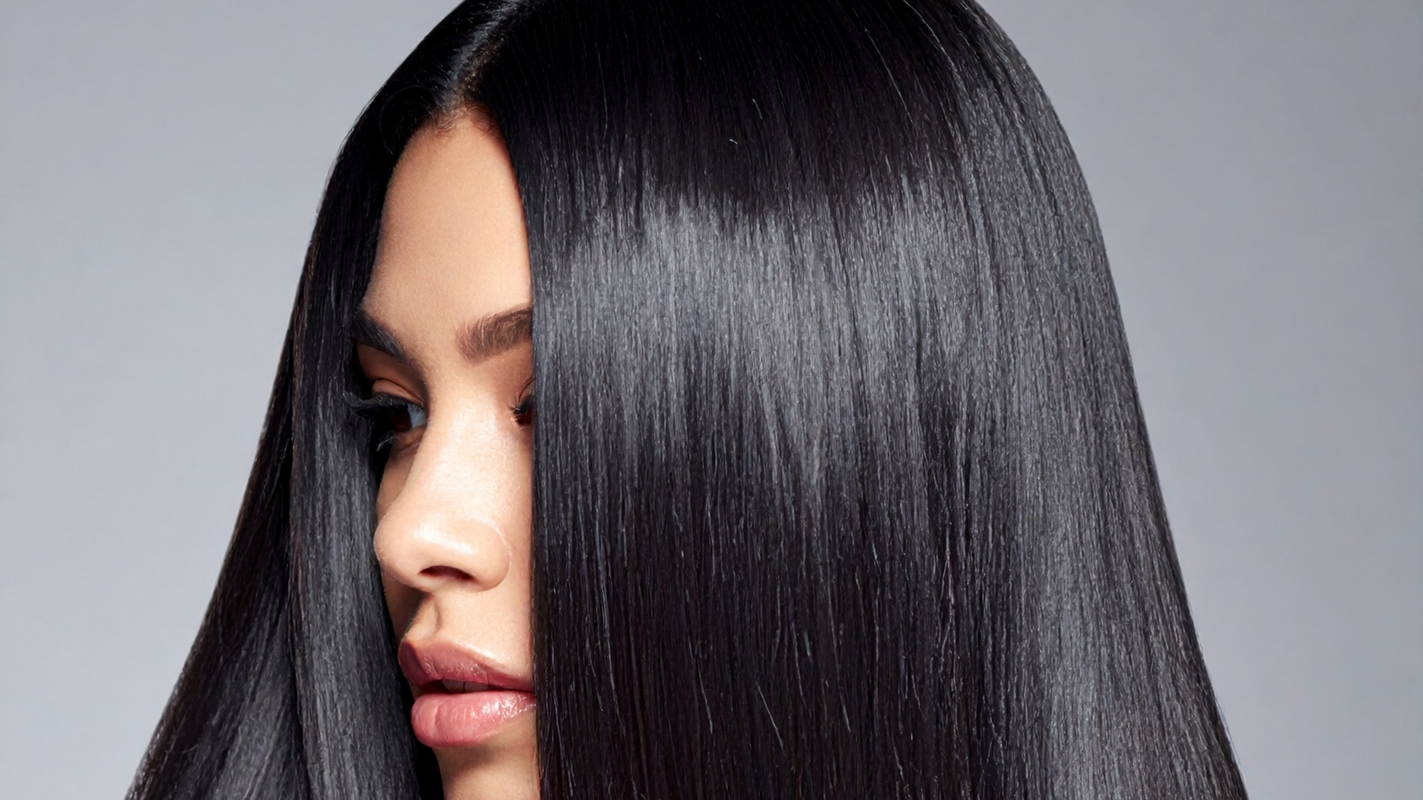Helps hold on to natural oils: