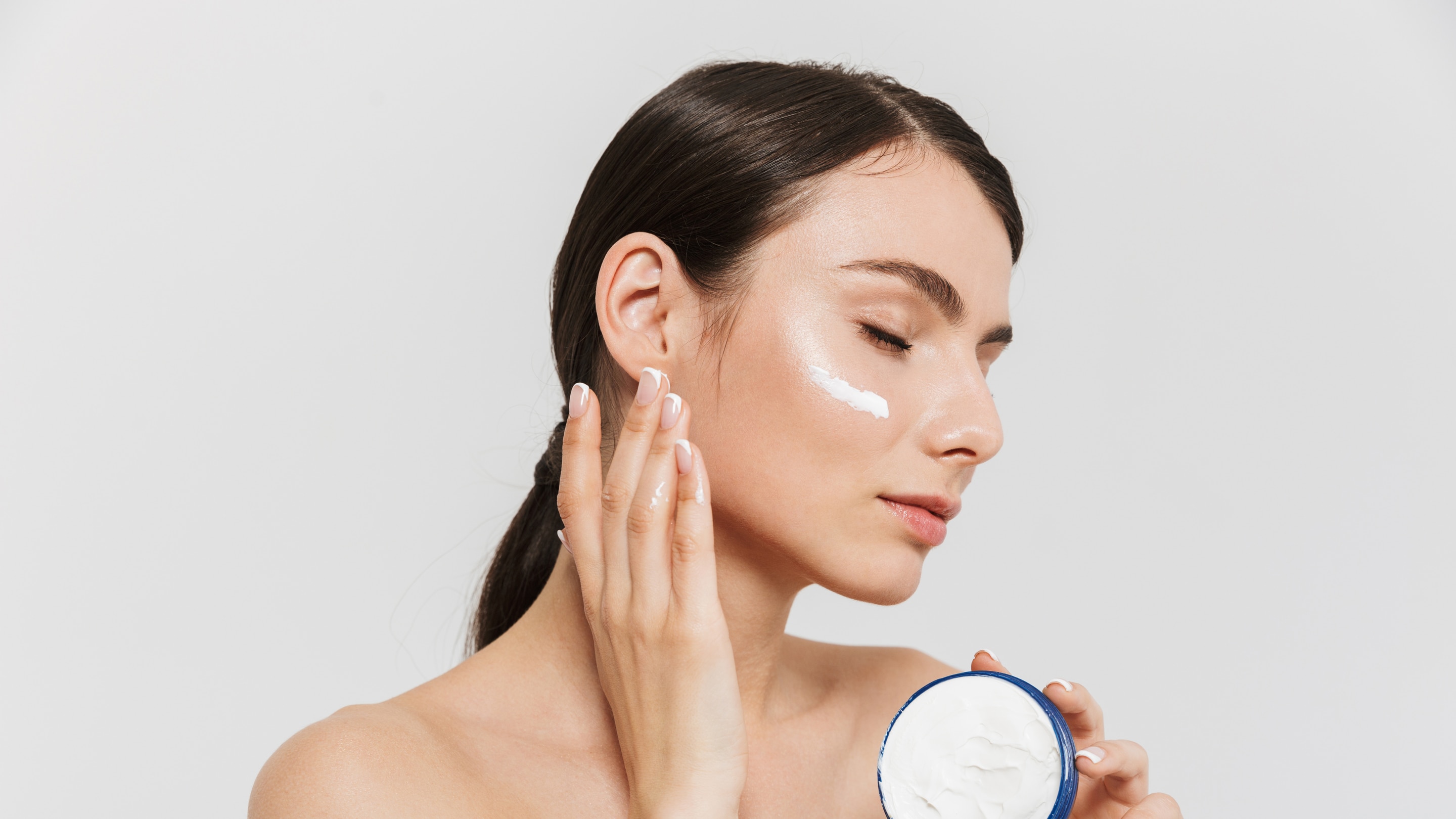 linking article: Barrier Repair Moisturizer: Key Benefits & How to Choose the Best One