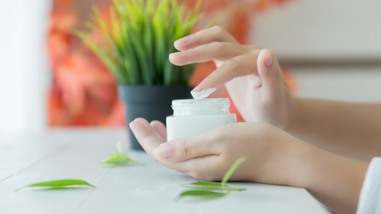 How to Choose a Budget-Friendly Ceramide Moisturiser