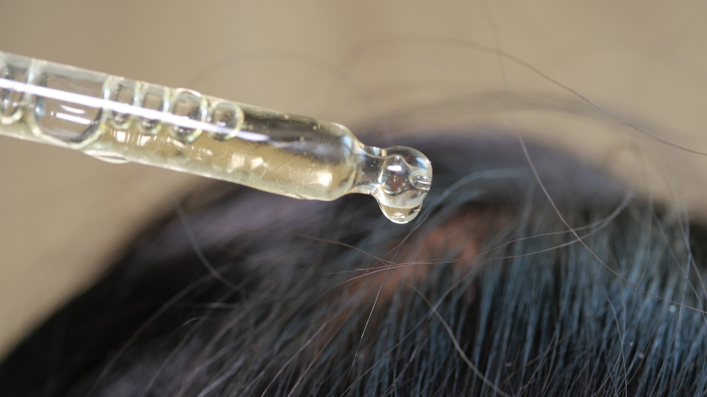 What Does a Humidity-proof Hair Routine In India Actually Look Like?