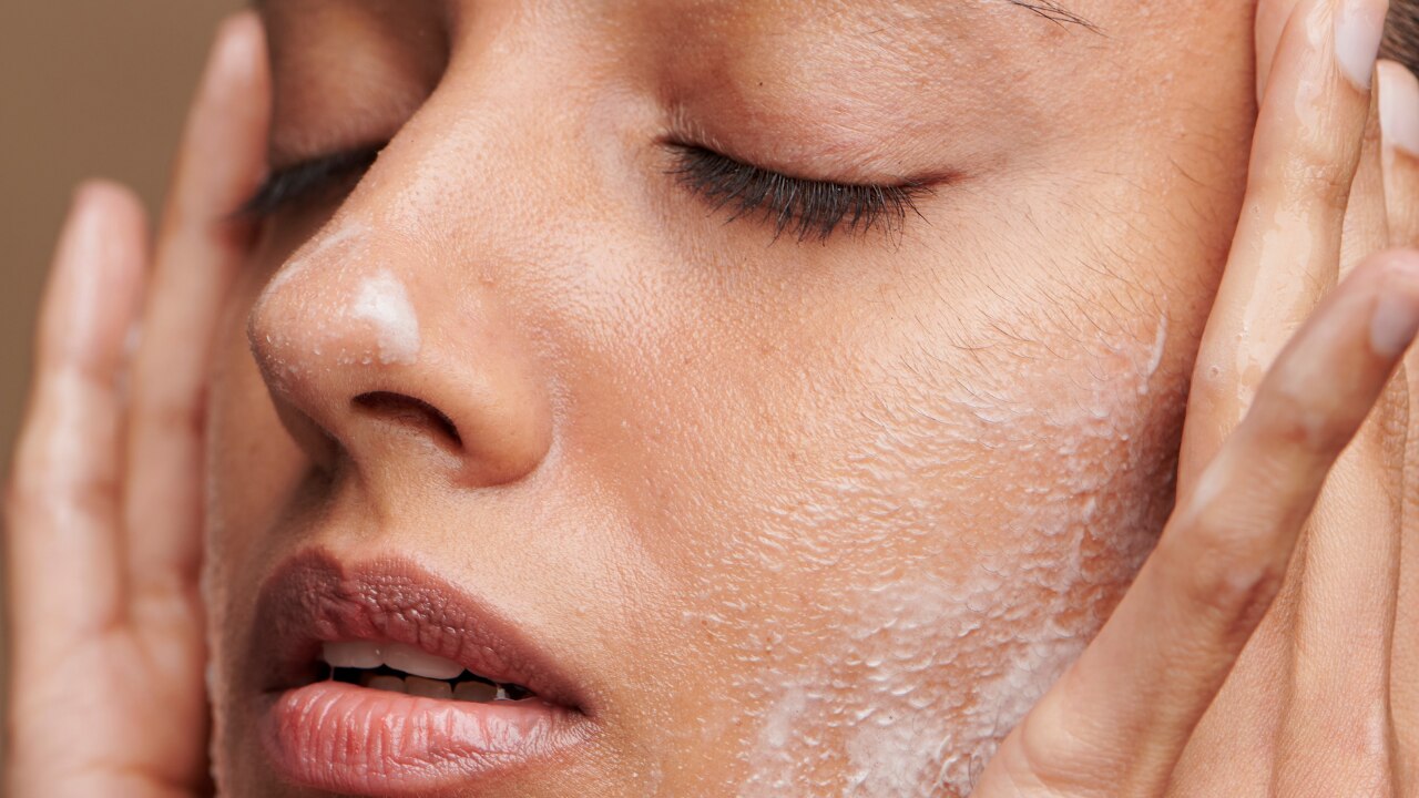 Common Mistakes That Can Make Skin Look Dull