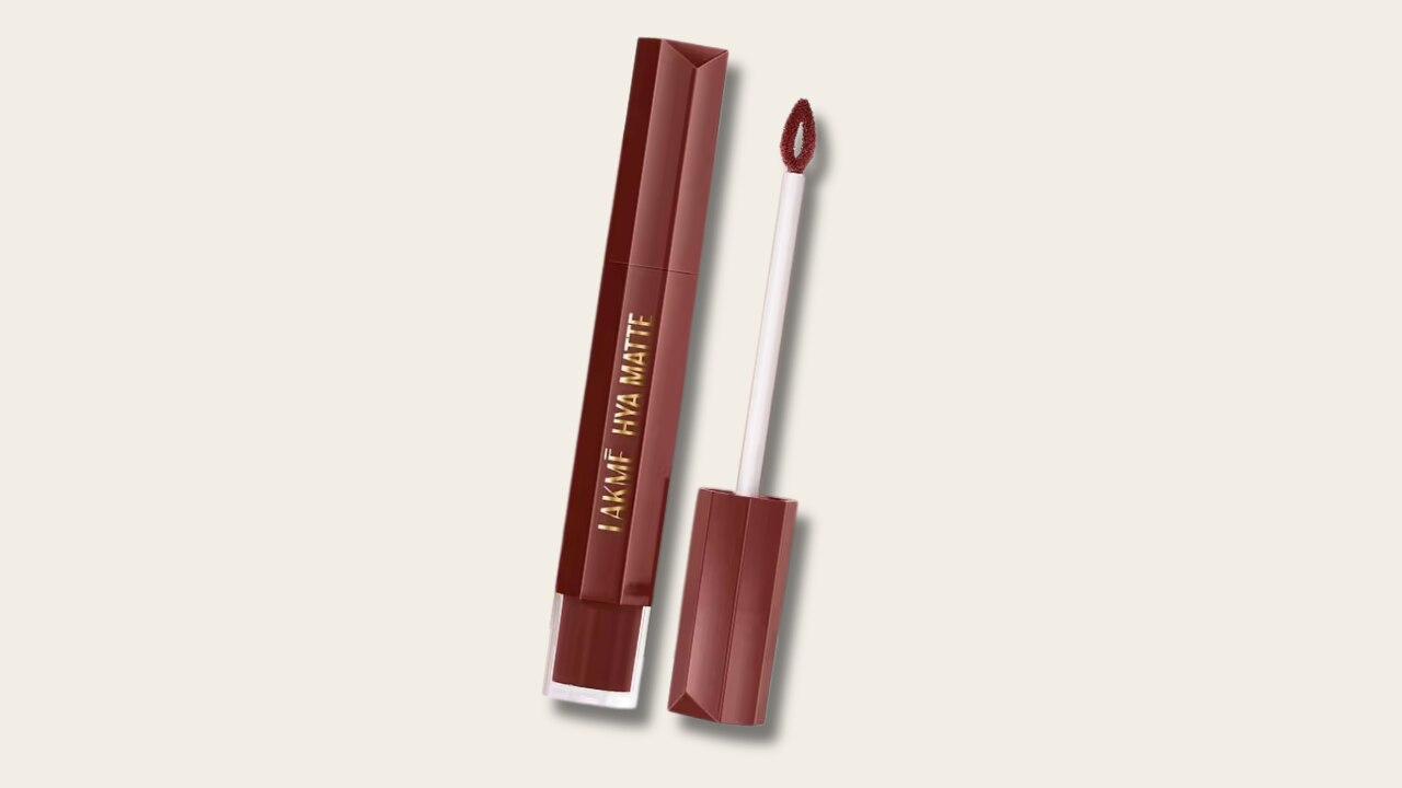 Lakmê 9 to 5 Hya Matte Lip Liquid with Hyaluronic Acid