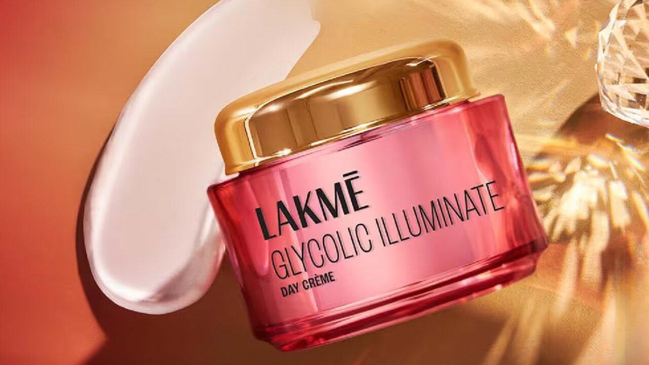 Lakmē Glycolic Illuminate Day Cream with Glycolic Acid