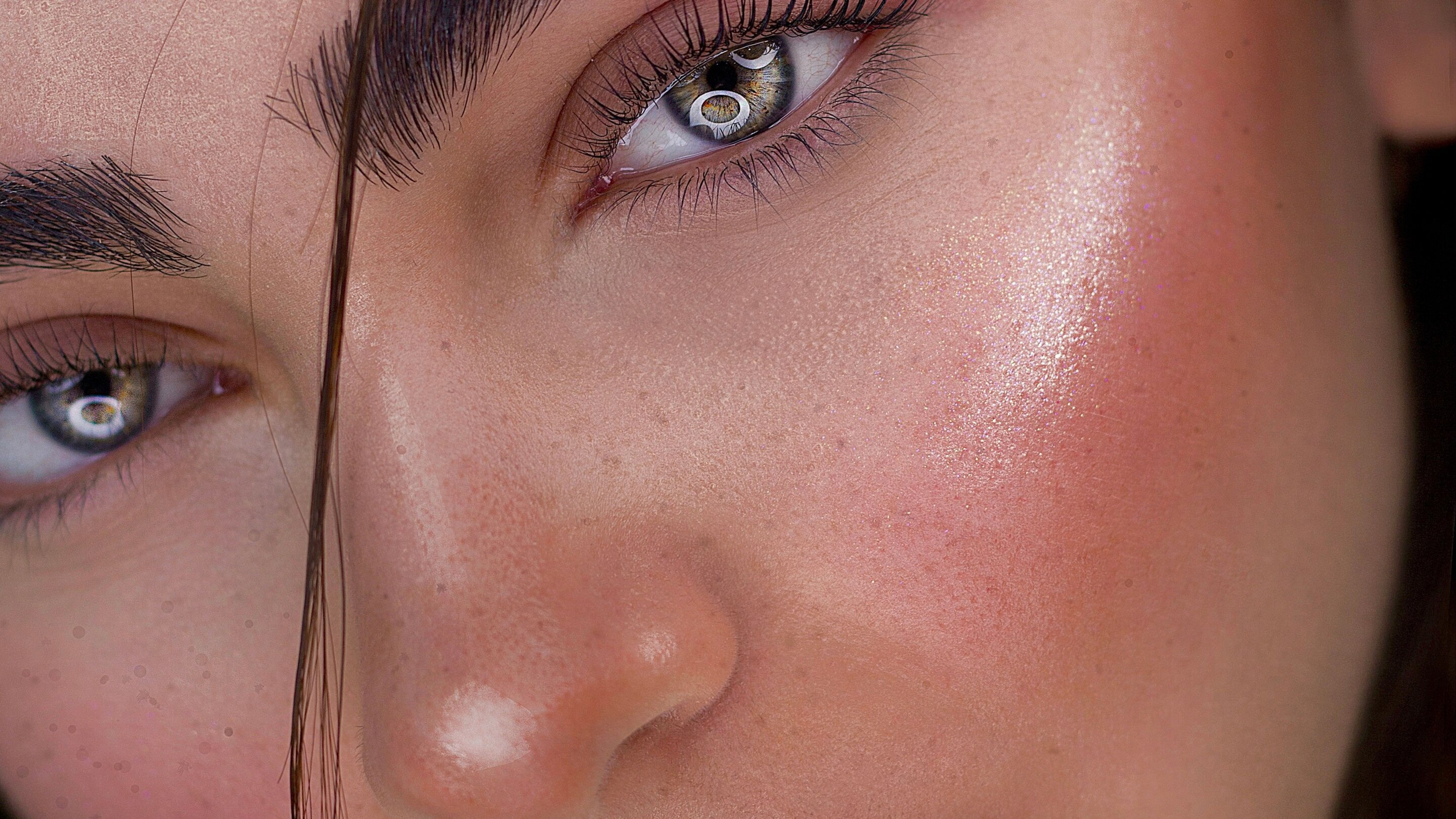 Lakmé 9 to 5 Lumi Lit Cream at a glance