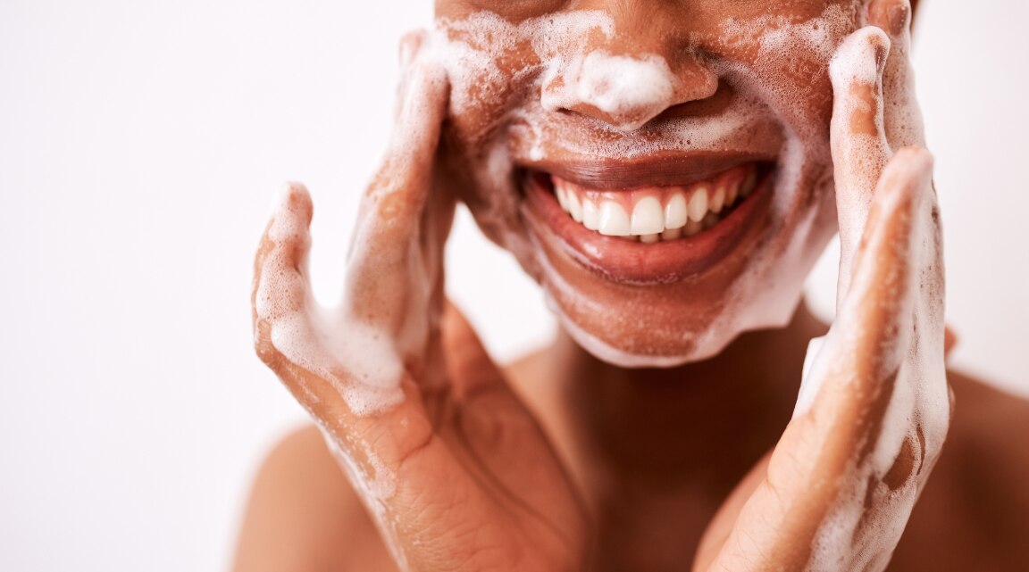 Lakmé Anti-Aging Face Washes for Fine Lines and Dullness