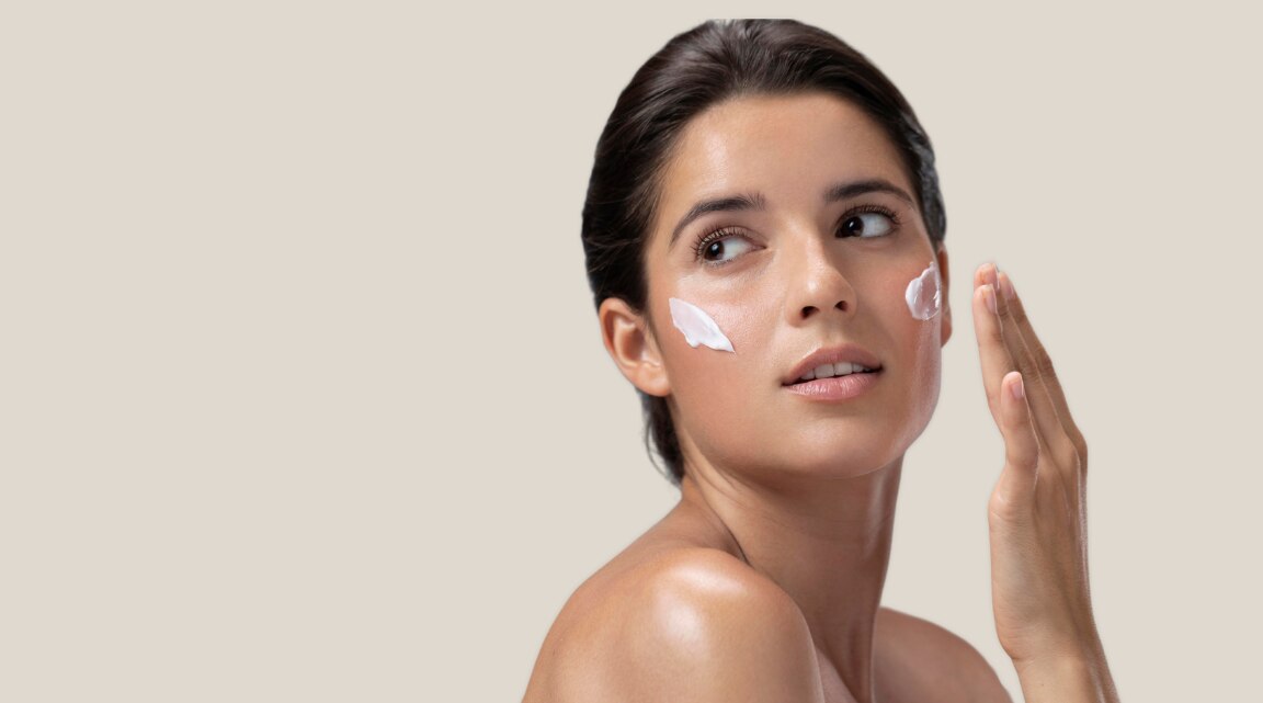 Lakmé Anti-Aging Day and Night Cream for Wrinkles and Dark Spots