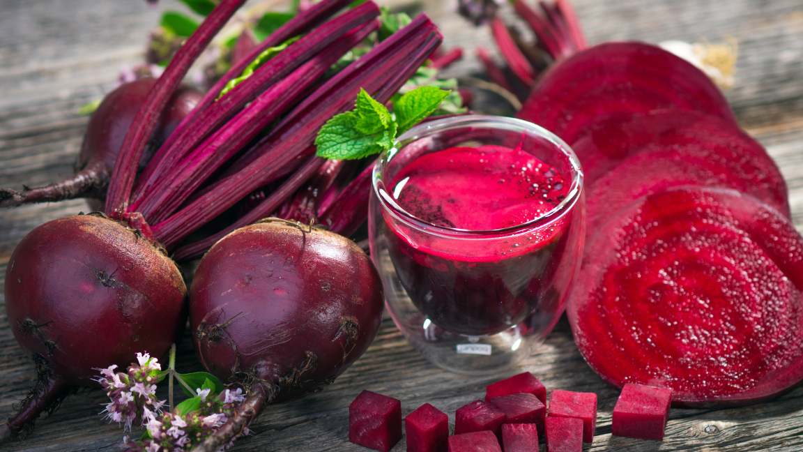 Beetroot Juice Benefits and How to Make It