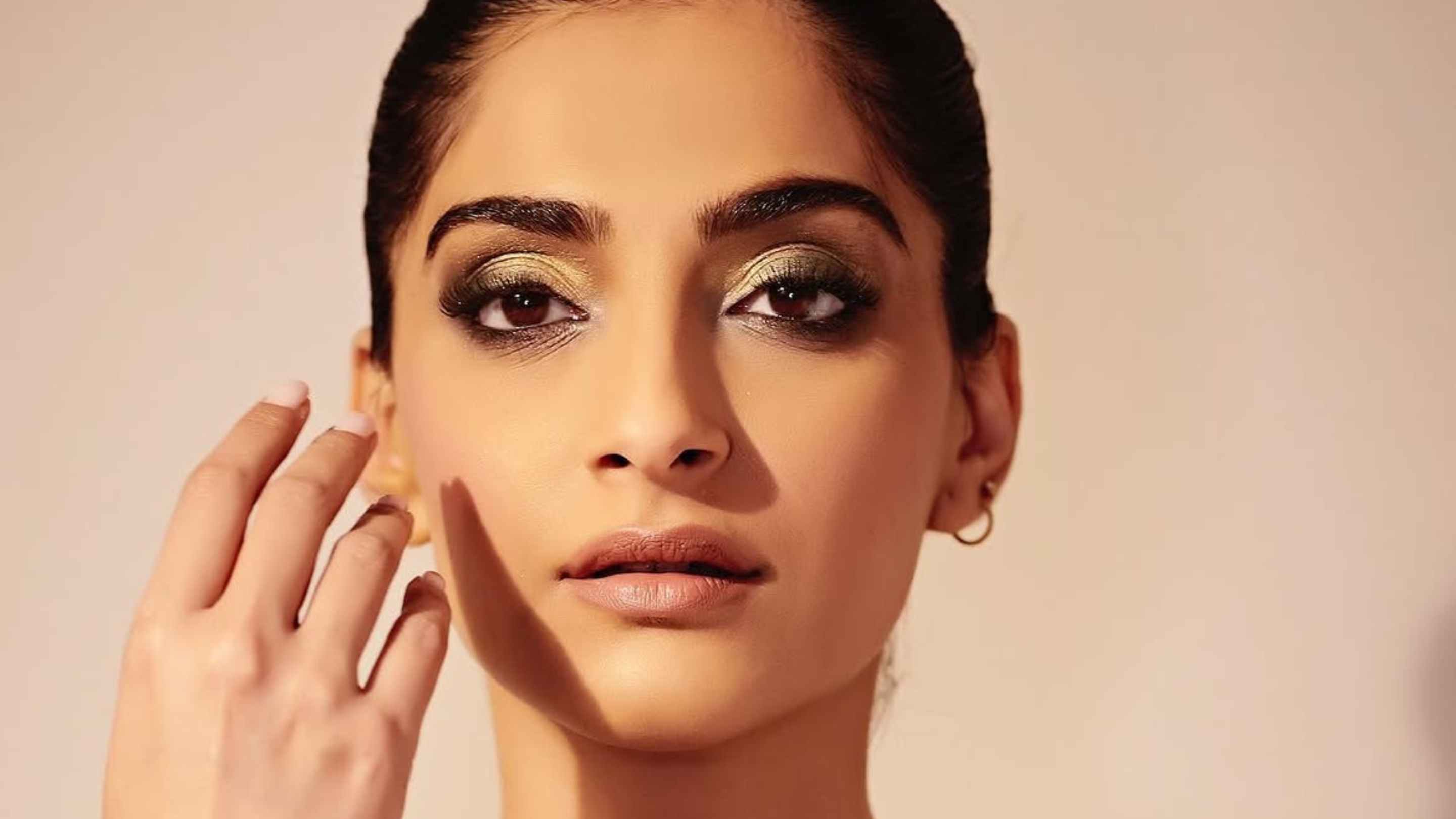 Rule #1: Let your eyes take centre stage