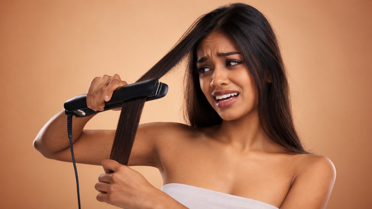 Heat Protection Spray for Straightening Hair