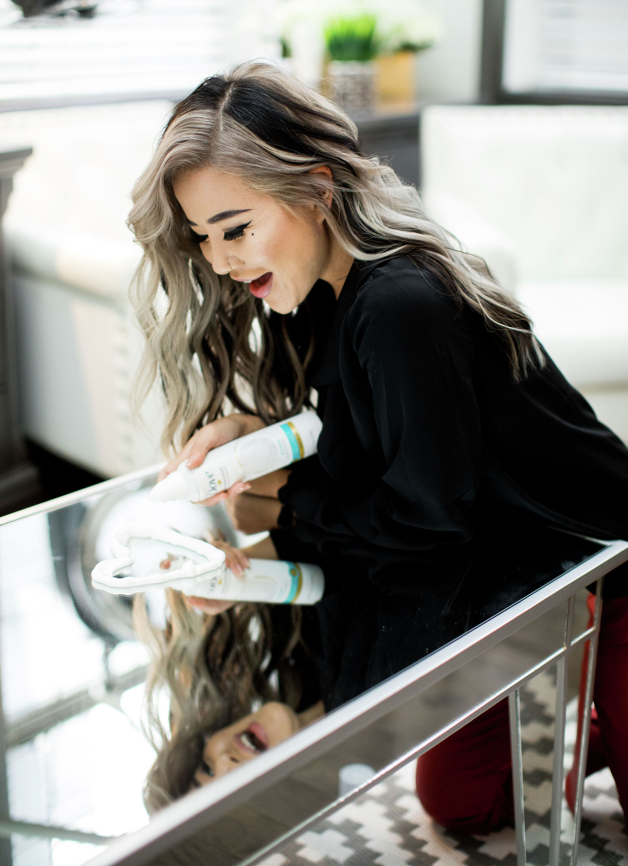 In workshop sessions, trained mentors led women and girls through exercises from the Dove Self-Esteem Project curriculum