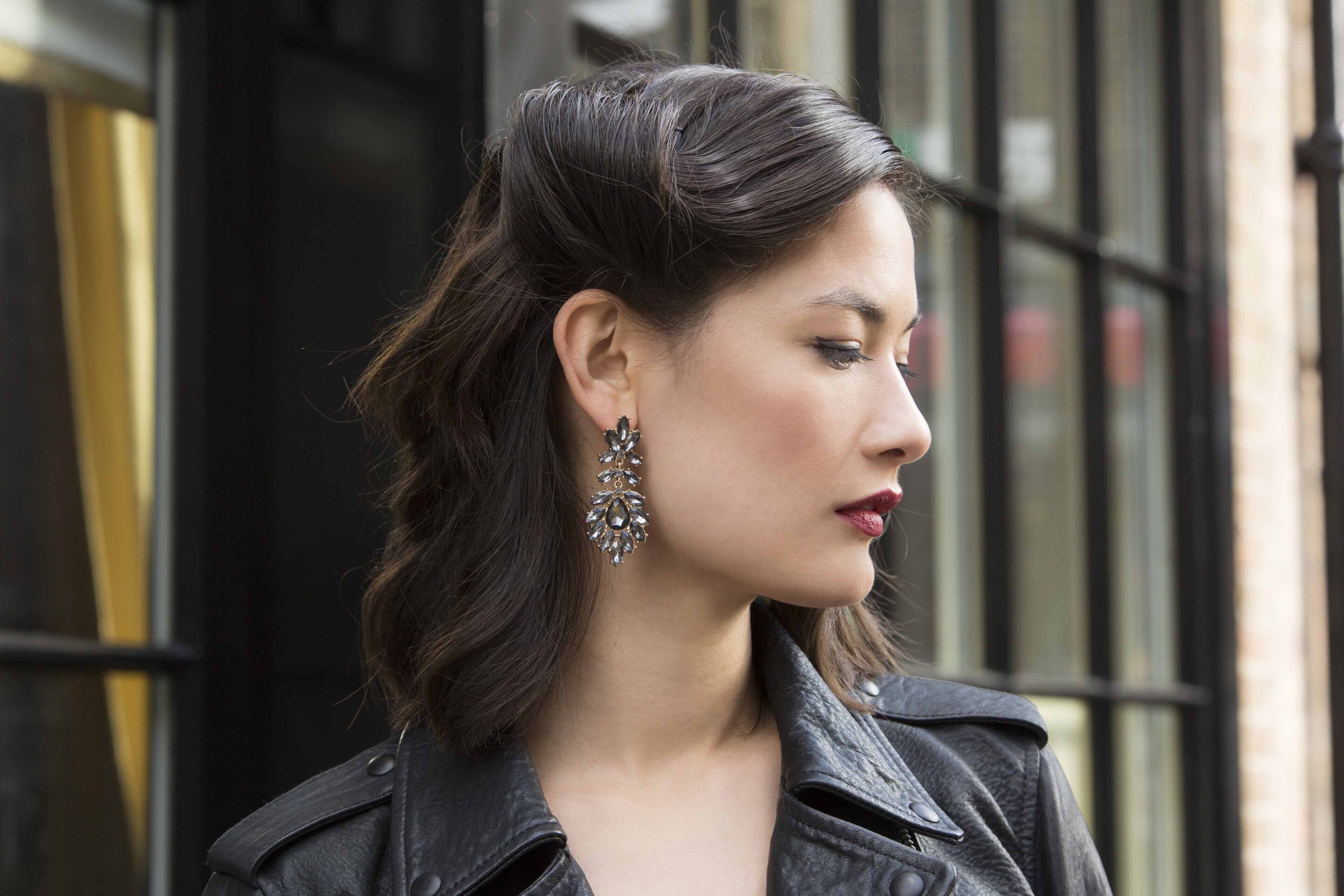 ทรงผมสั้นชุดราตรี