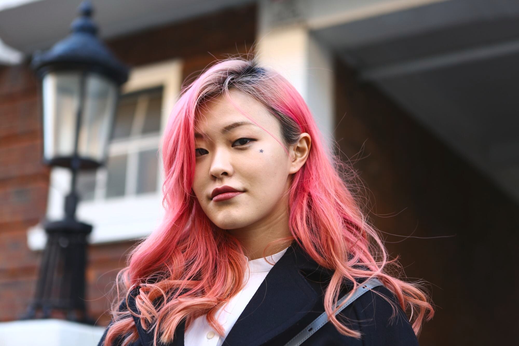 Siapa bilang warna pink sudah basi? (Foto: Indigitalimages.com)