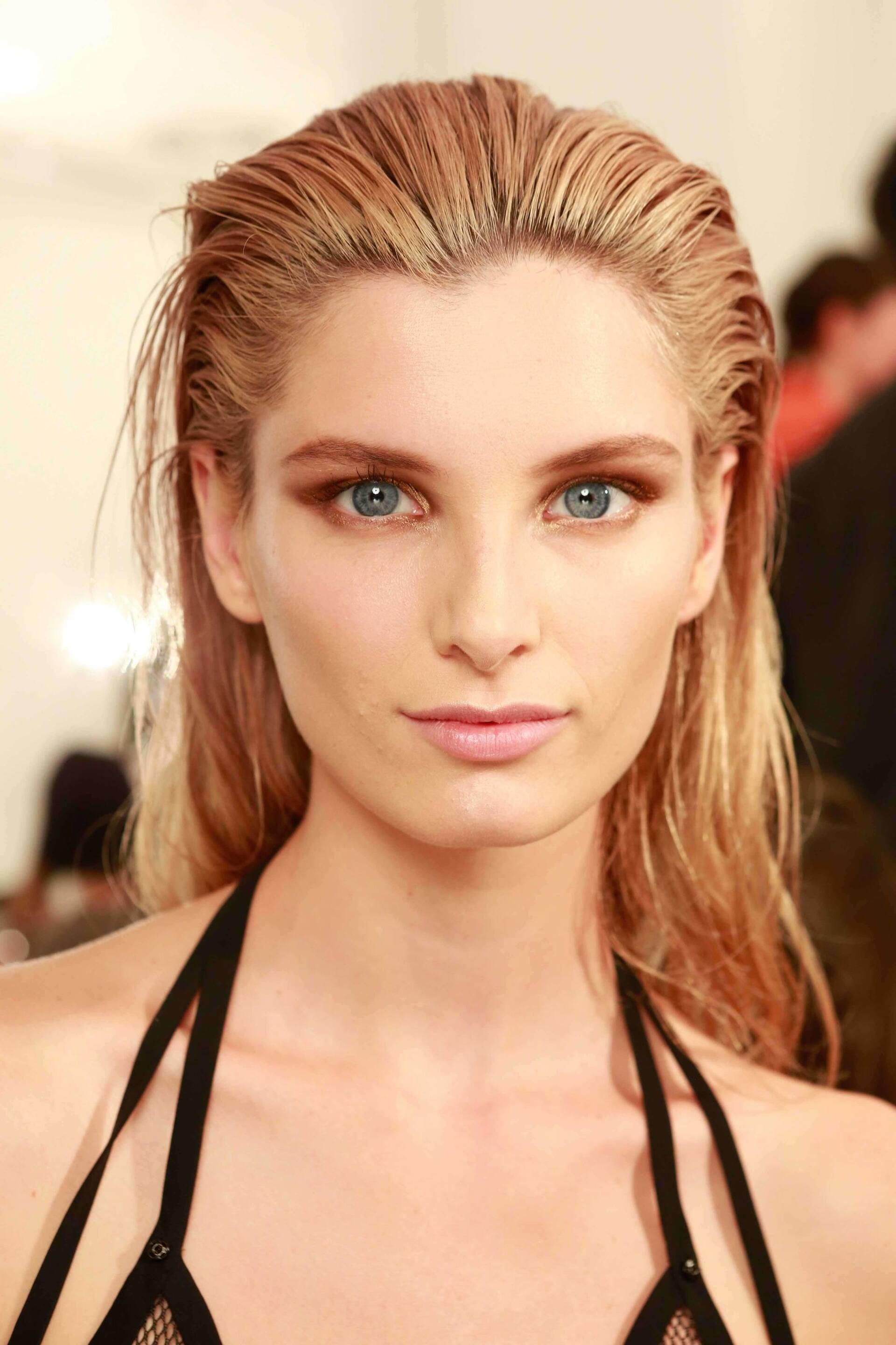 Campuran warna pirang dengan gaya babylights. (Foto: indigitalimages.com)