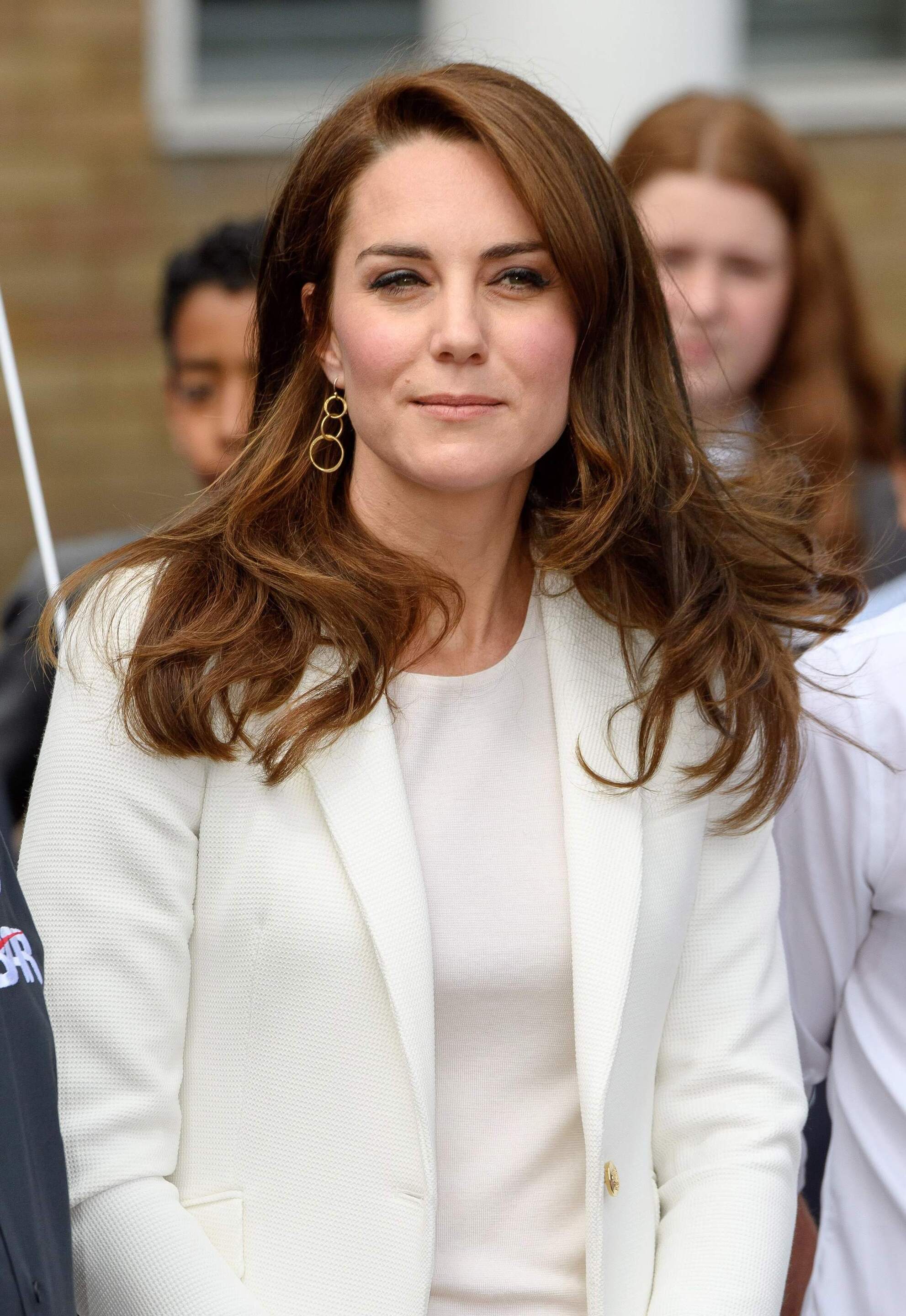 Gaya rambut belah pinggir cocok untuk dahimu yang lebar. (Foto: Shutterstock)