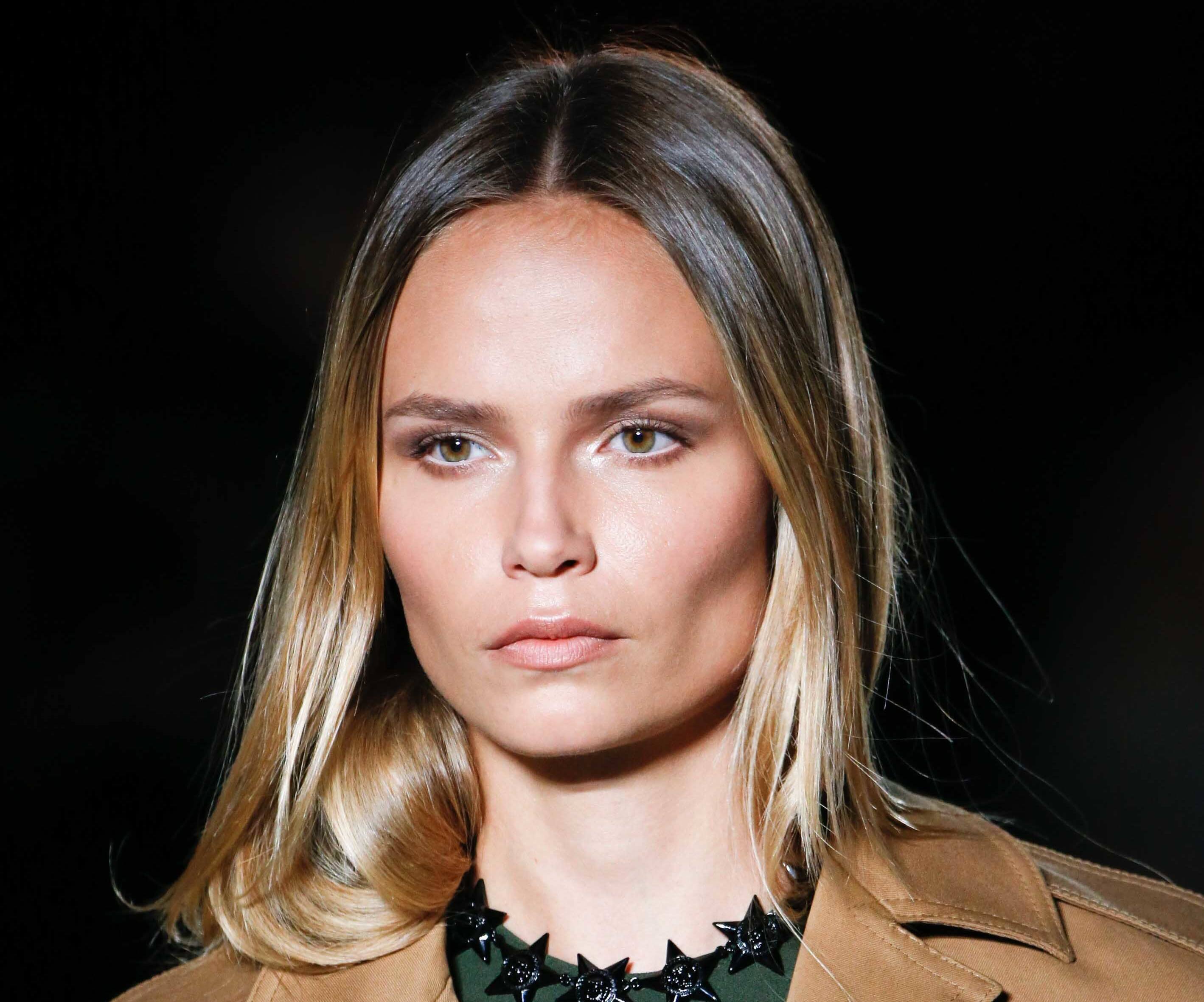 Pas dicoba pada rambut hitam atau warna gelap alami. (Foto: Indigitalimages.com)