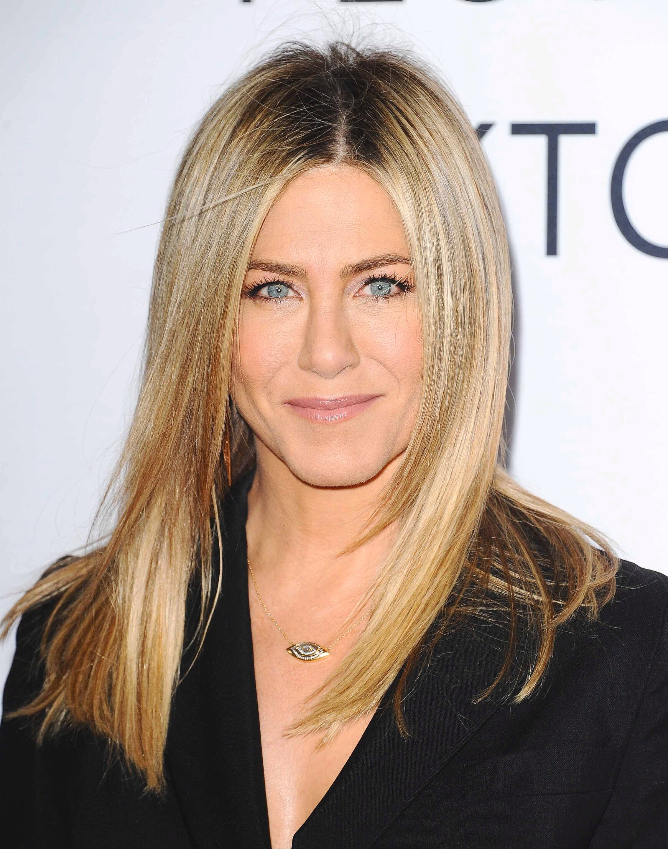 Berikan layer tipis agar semakin manis. (Foto: REX by Shutterstock)