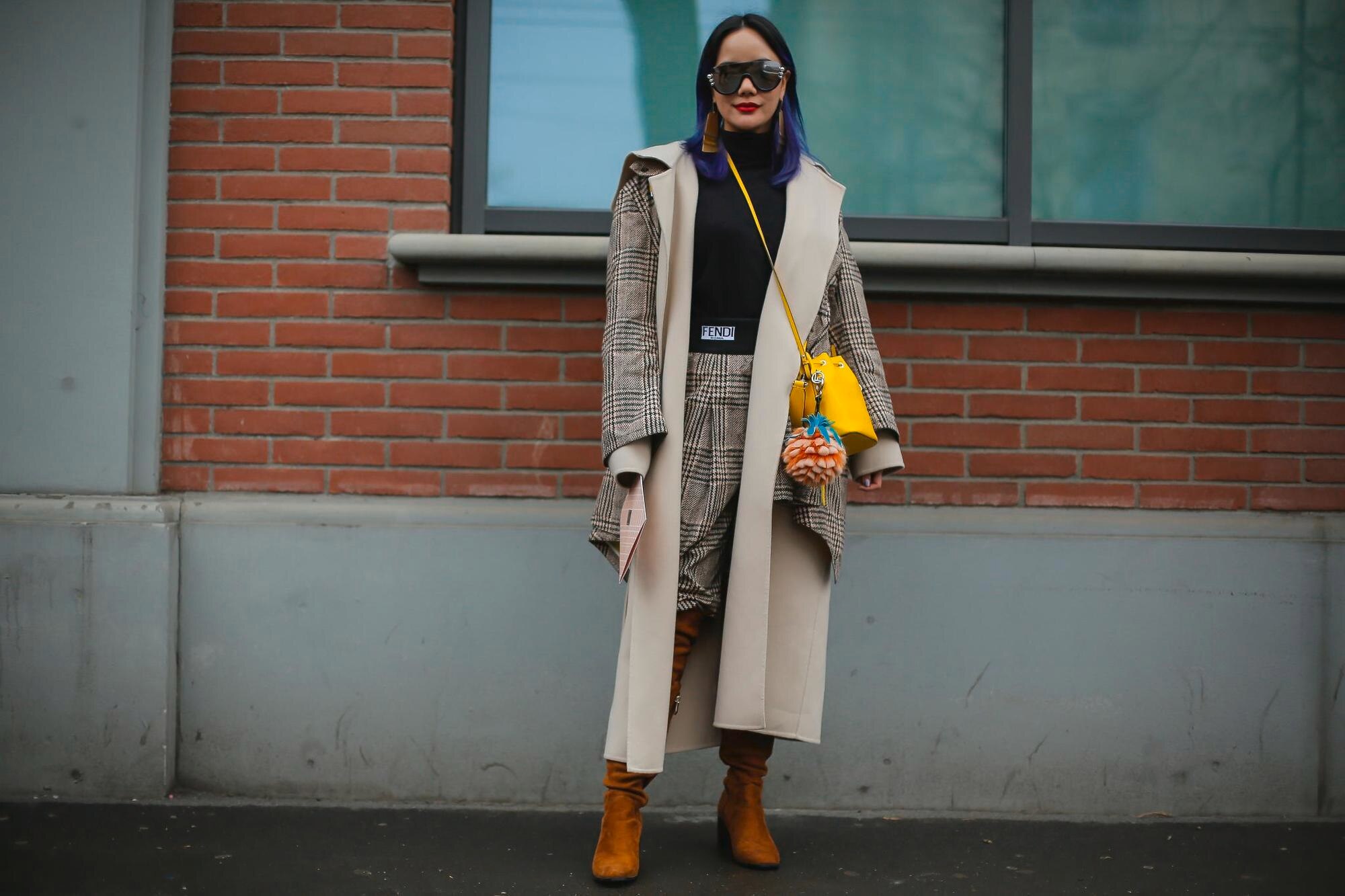 Fashionista Milan tahu caranya bersenang-senang dengan gaya rambut! (Foto: Indigitalimages.com)