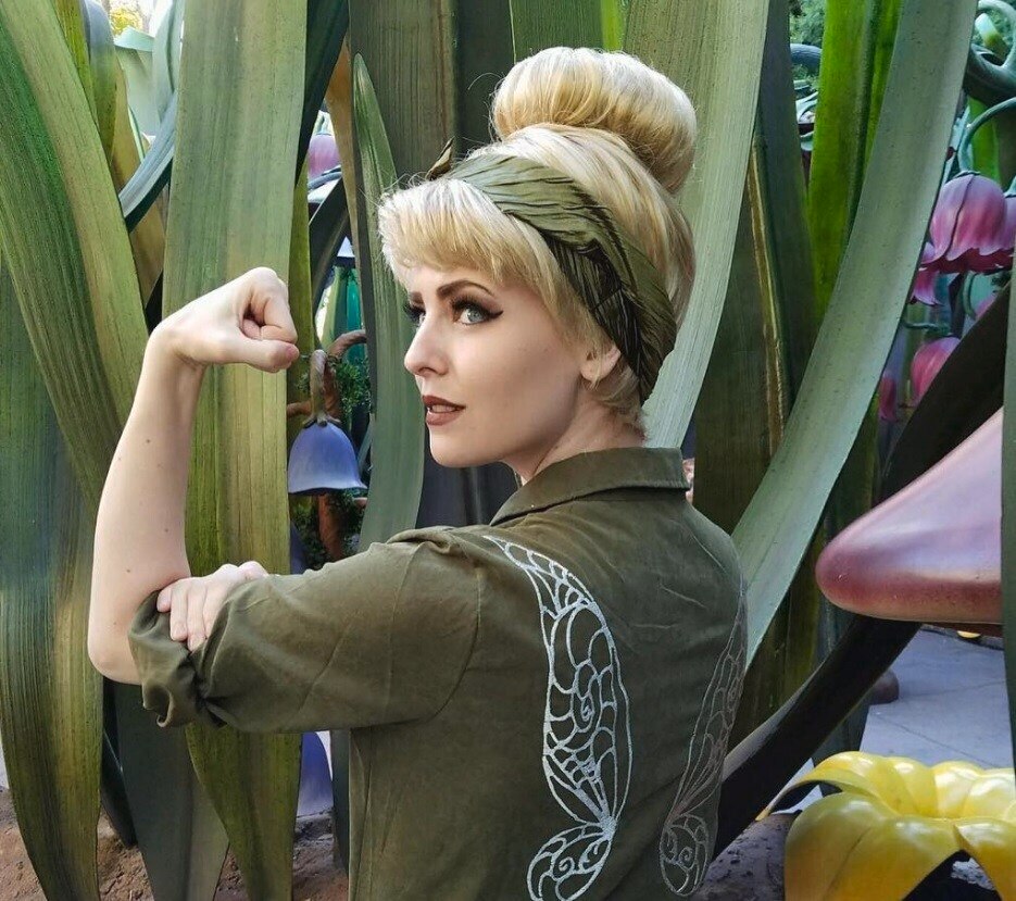 Cepol dengan poni pirang untuk bergaya a la peri. (Foto: Allthingshair UK)