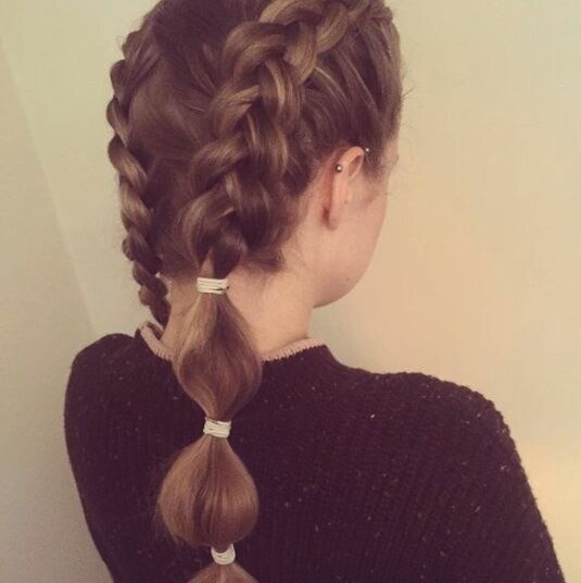 Bubble braids (Credit: Instagram.com/hair_byjlowe)