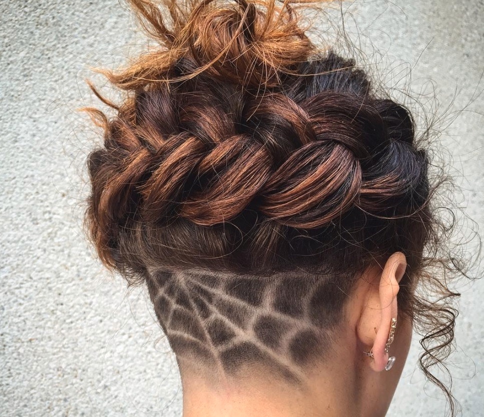 อันเดอร์คัตแกะลาย (Hair tattoo) 